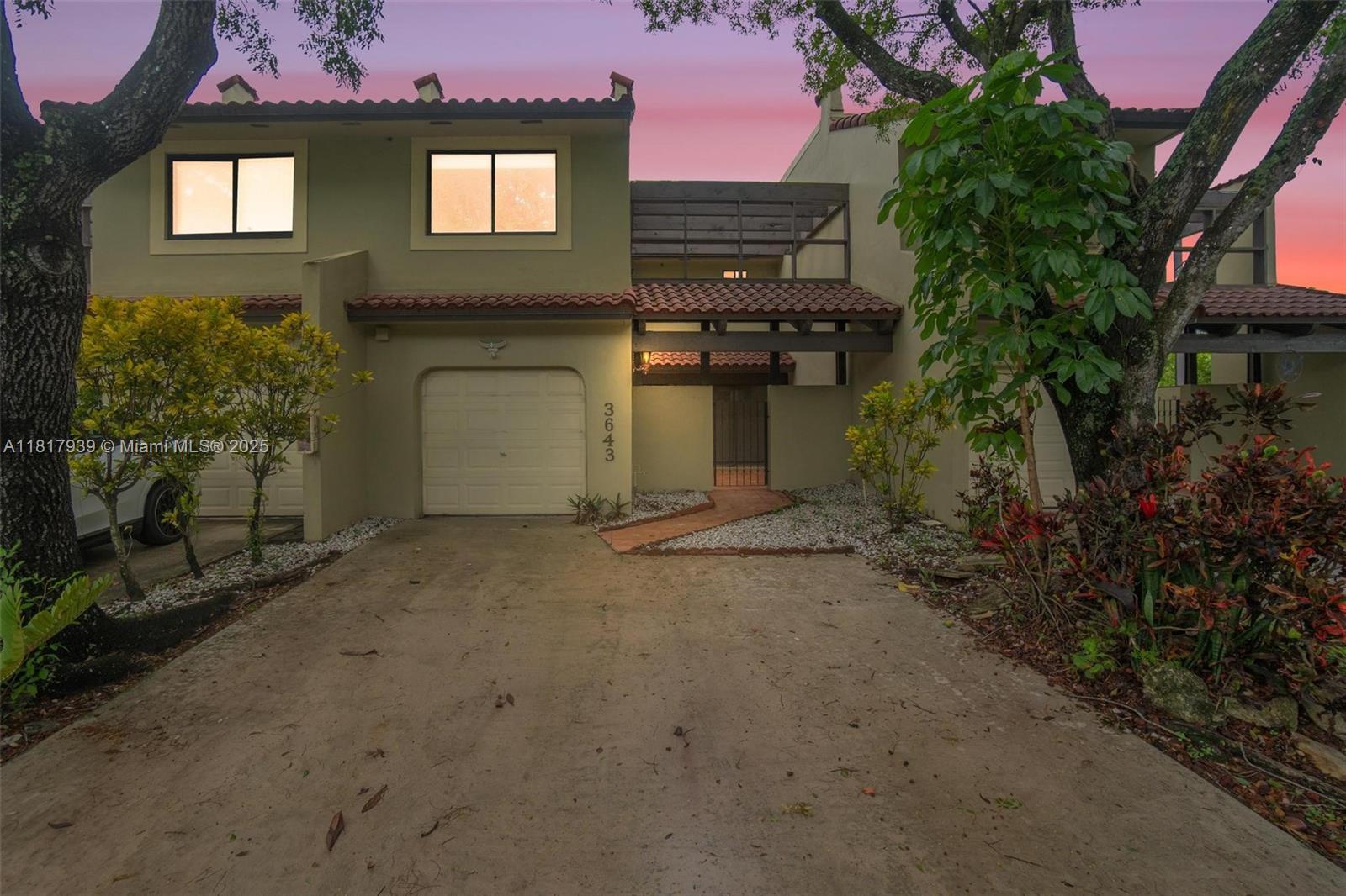 Costa Del Sol Condo P