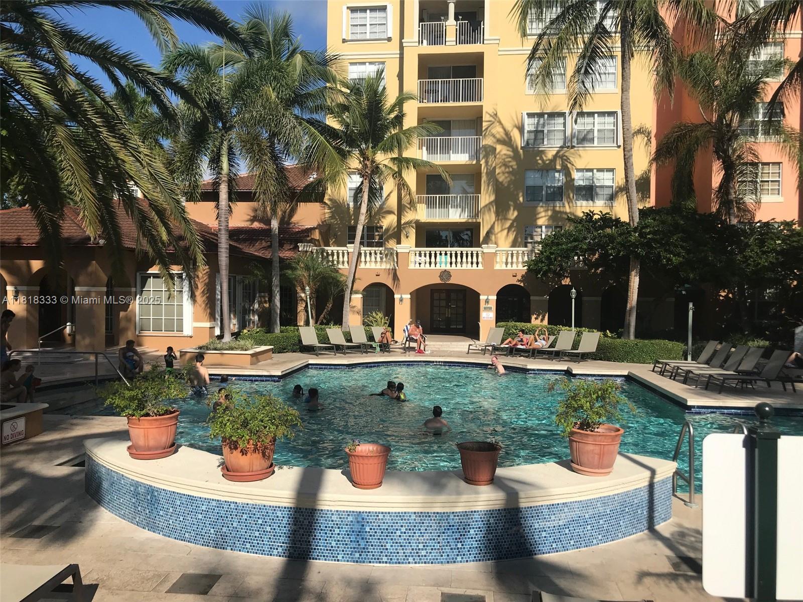 The Yacht Club At Aventur