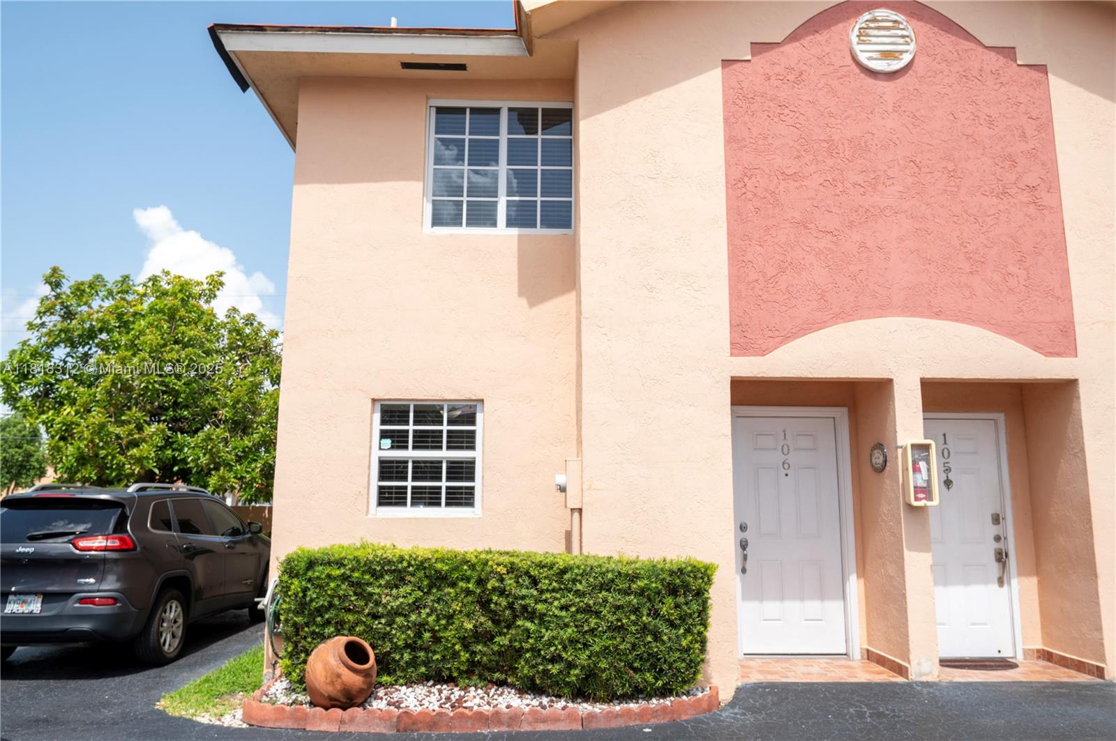 Homes for sale in Hialeah, FL | 2375 W 74Th St #106-6, Hialeah, FL 33016 | MLS# A11818312