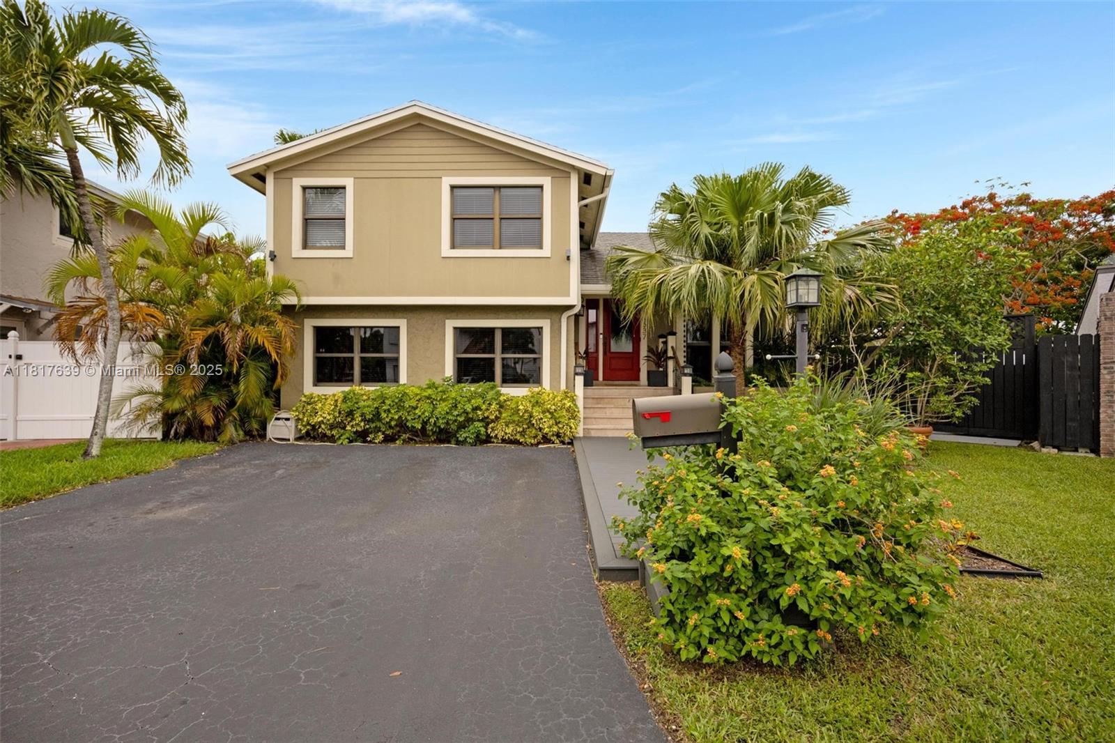 Homes for sale in Miami, FL | 11537 Sw 34Th Ln, Miami, FL 33165 | MLS# A11817639
