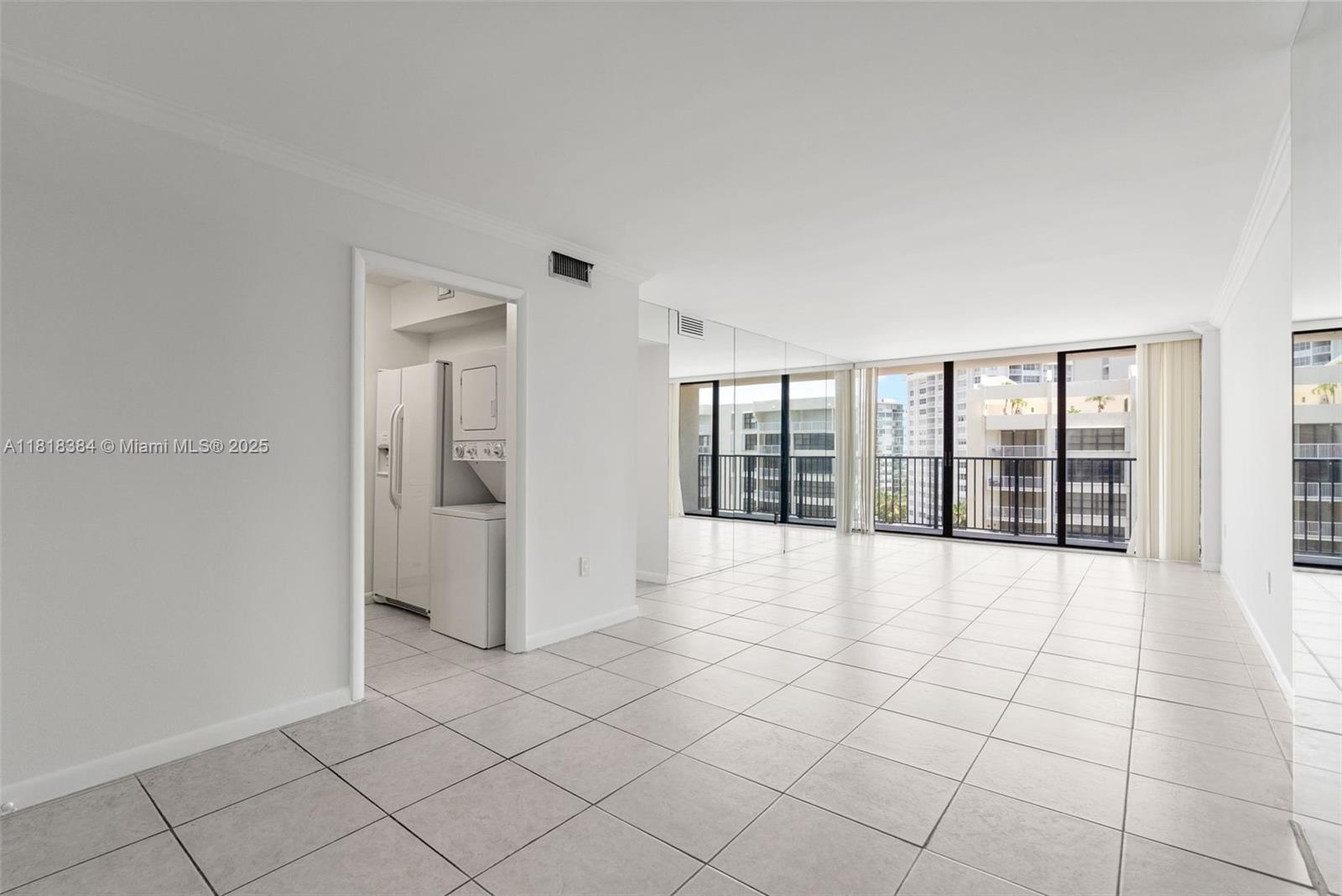 Homes for sale in Miami, FL | 1450 Brickell Bay Dr #806, Miami, FL 33131 | MLS# A11818384