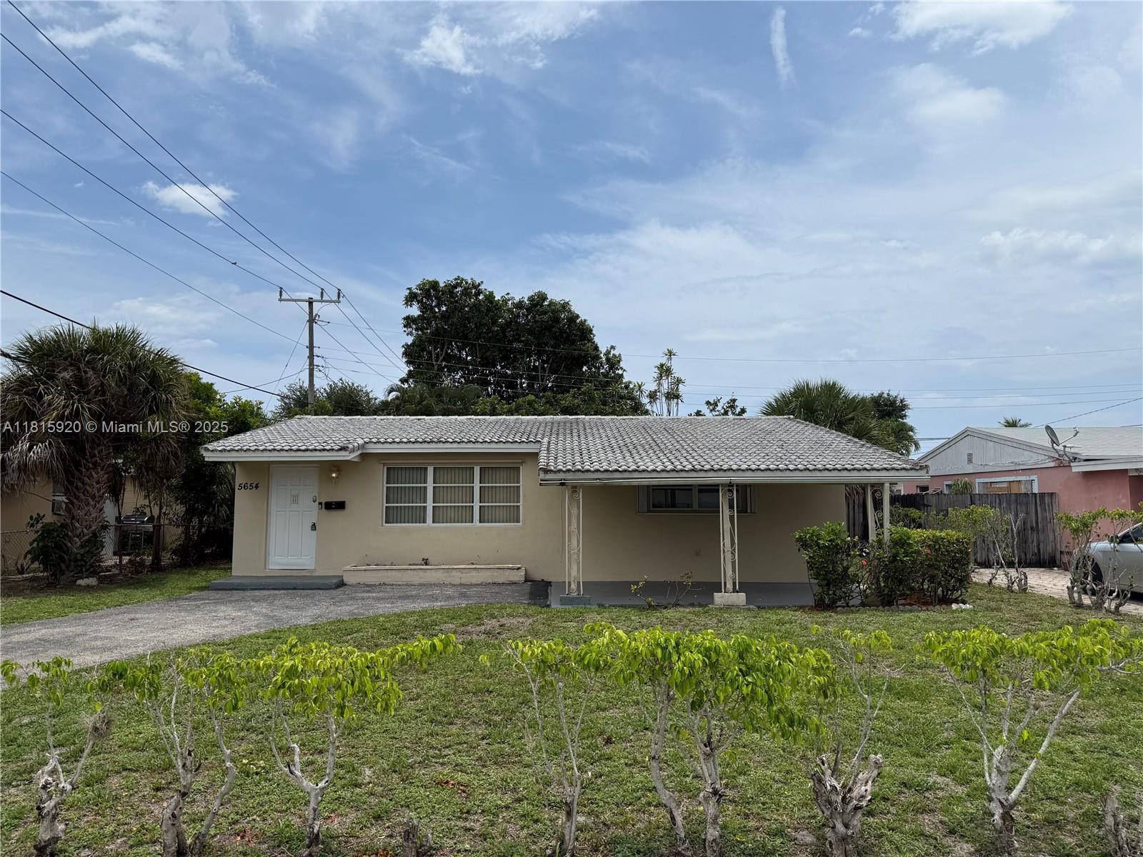 Homes for sale in Oakland Park, FL | 5654 Ne 5Th Ave, Oakland Park, FL 33334 | MLS# A11815920