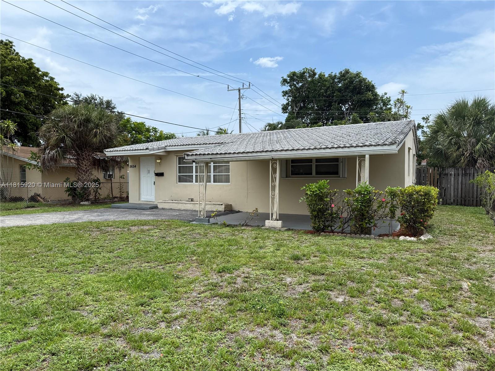 Homes for sale in Oakland Park, FL | 5654 Ne 5Th Ave, Oakland Park, FL 33334 | MLS# A11815920