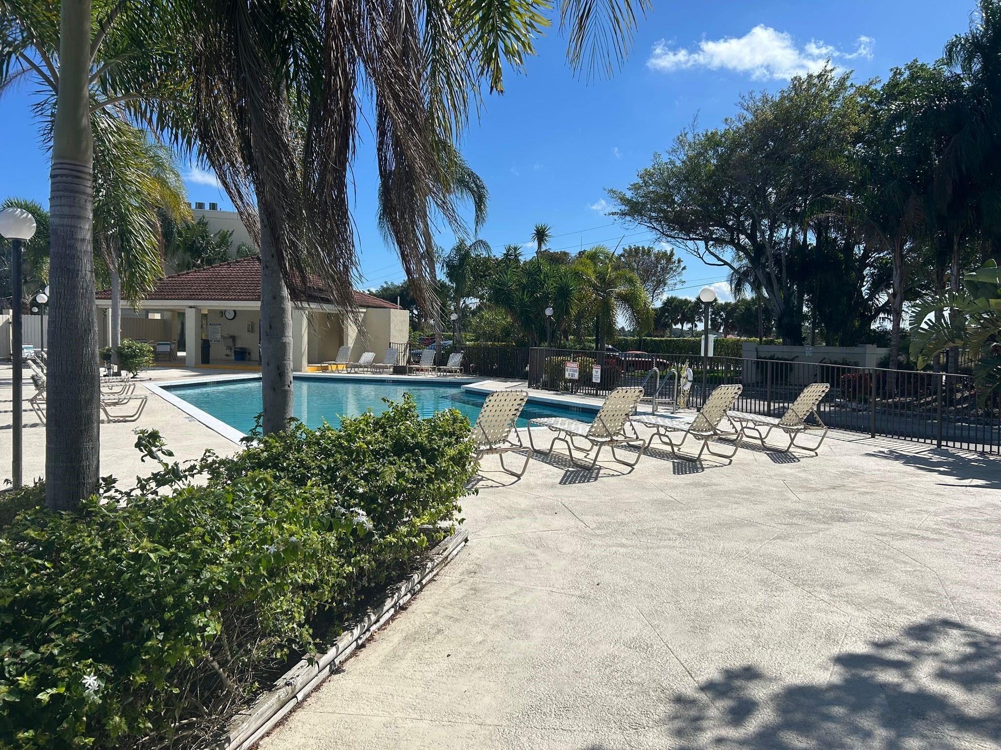 Homes for sale in Oakland Park, FL | 116 Lake Emerald Dr #110, Oakland Park, FL 33309 | MLS# F10507352