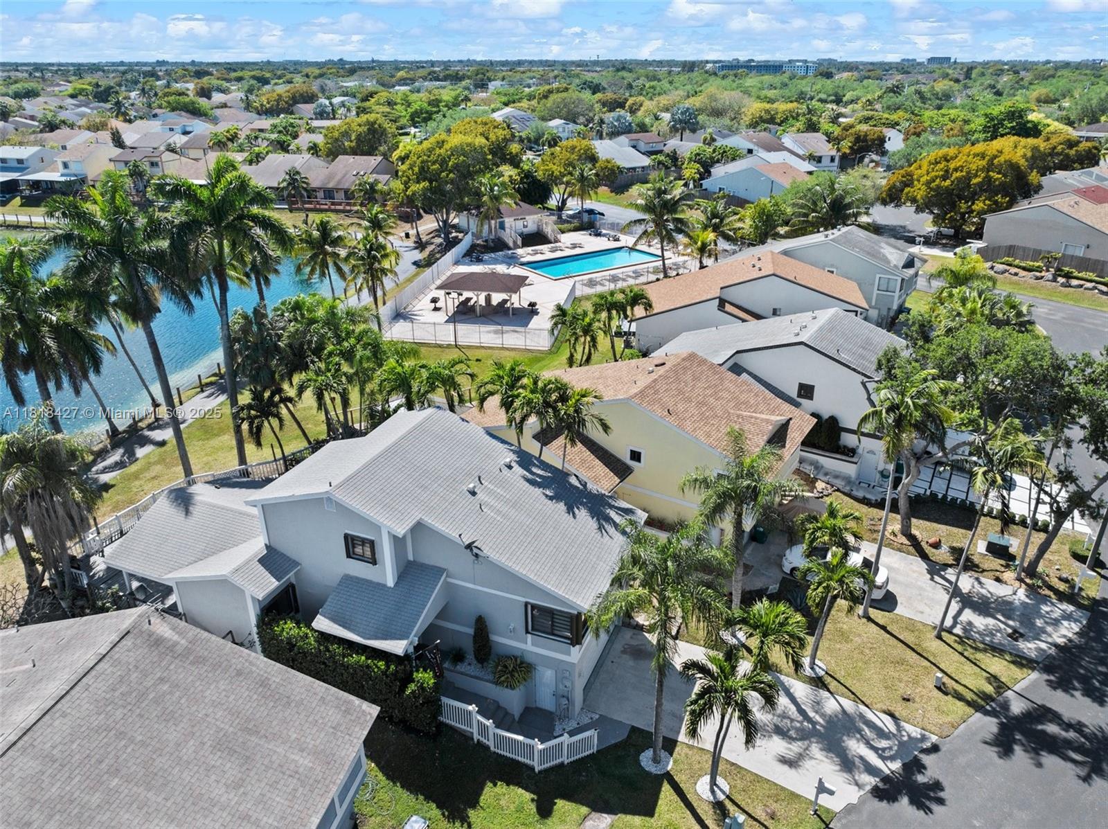 Homes for sale in Cutler Bay, FL | 9916 Sw 218Th Ter, Cutler Bay, FL 33190 | MLS# A11818427