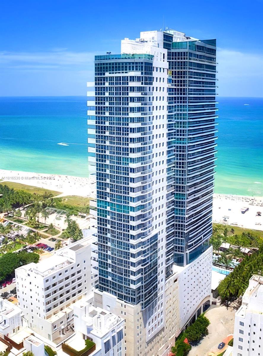 Apartamento à Venda em Miami Beach, FL