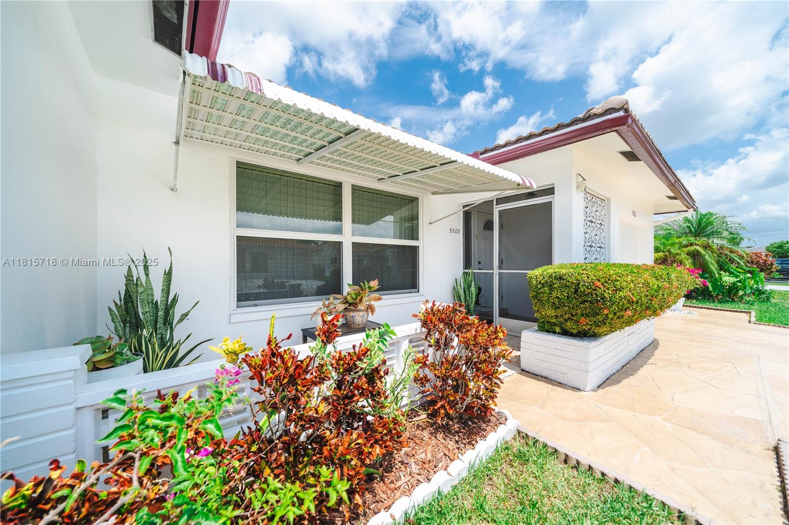 Homes for sale in Tamarac, FL | 5803 Nw 85Th Ter, Tamarac, FL 33321 | MLS# A11815718