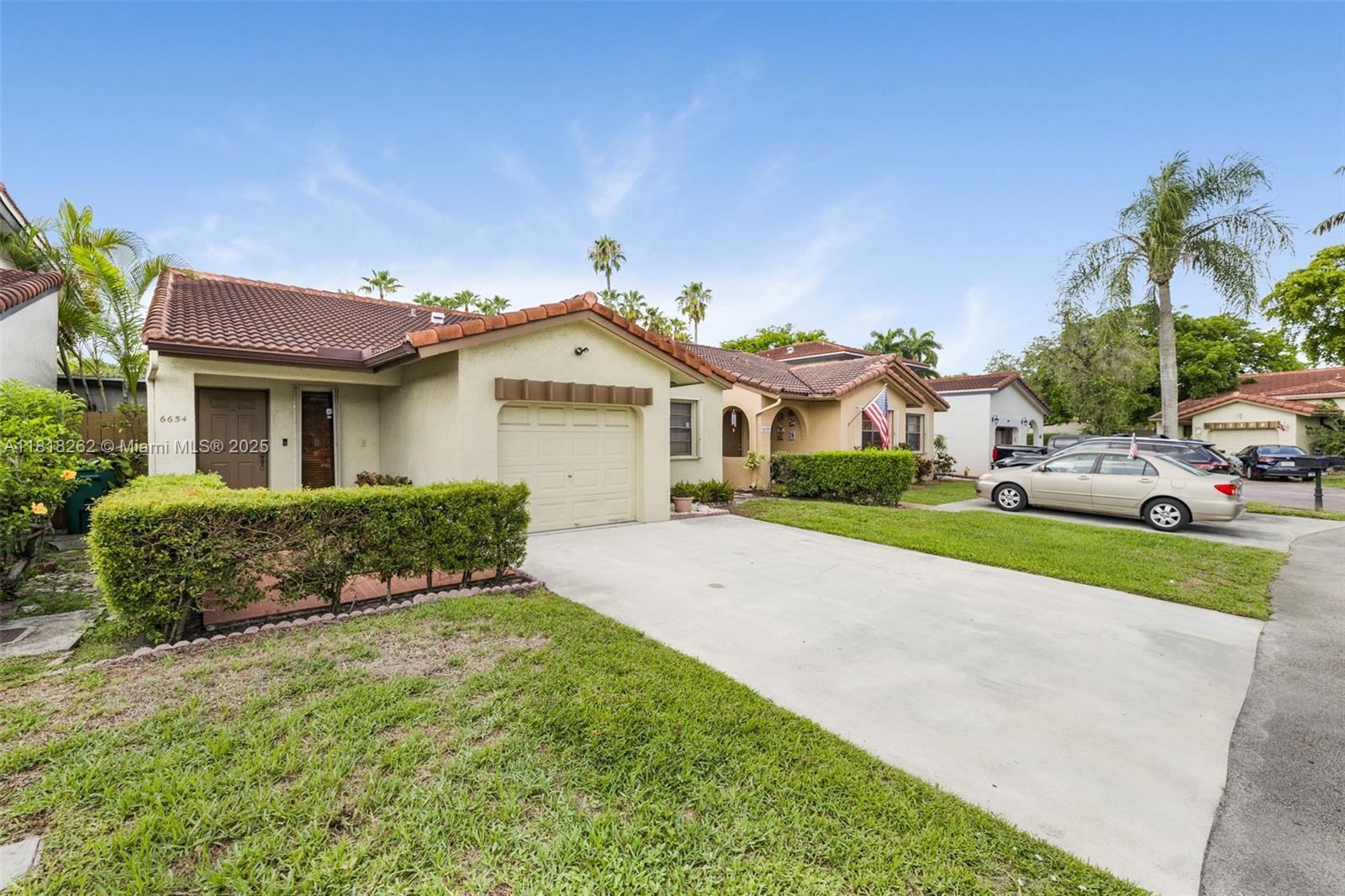 Homes for sale in Hialeah, FL | 6654 Nw 173Rd Ln, Hialeah, FL 33015 | MLS# A11818262