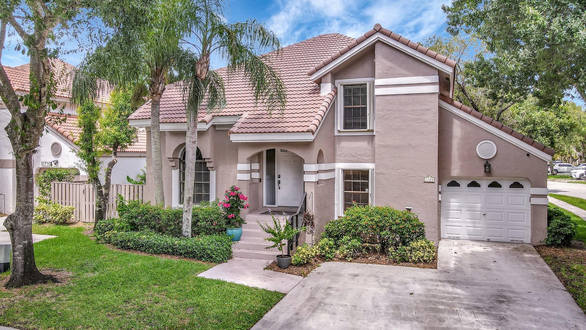 1700 107th Ter Plantation FL 33322 | F10507526