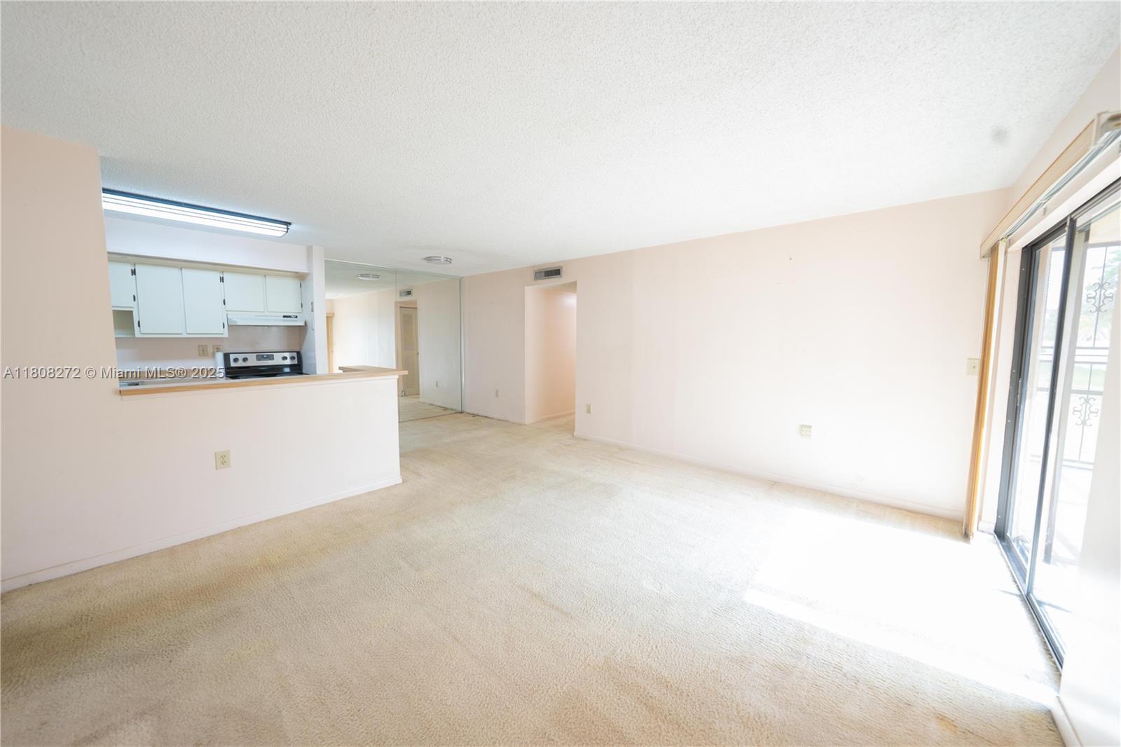 Homes for sale in Hialeah, FL | 18785 Nw 62Nd Ave #106, Hialeah, FL 33015 | MLS# A11808272