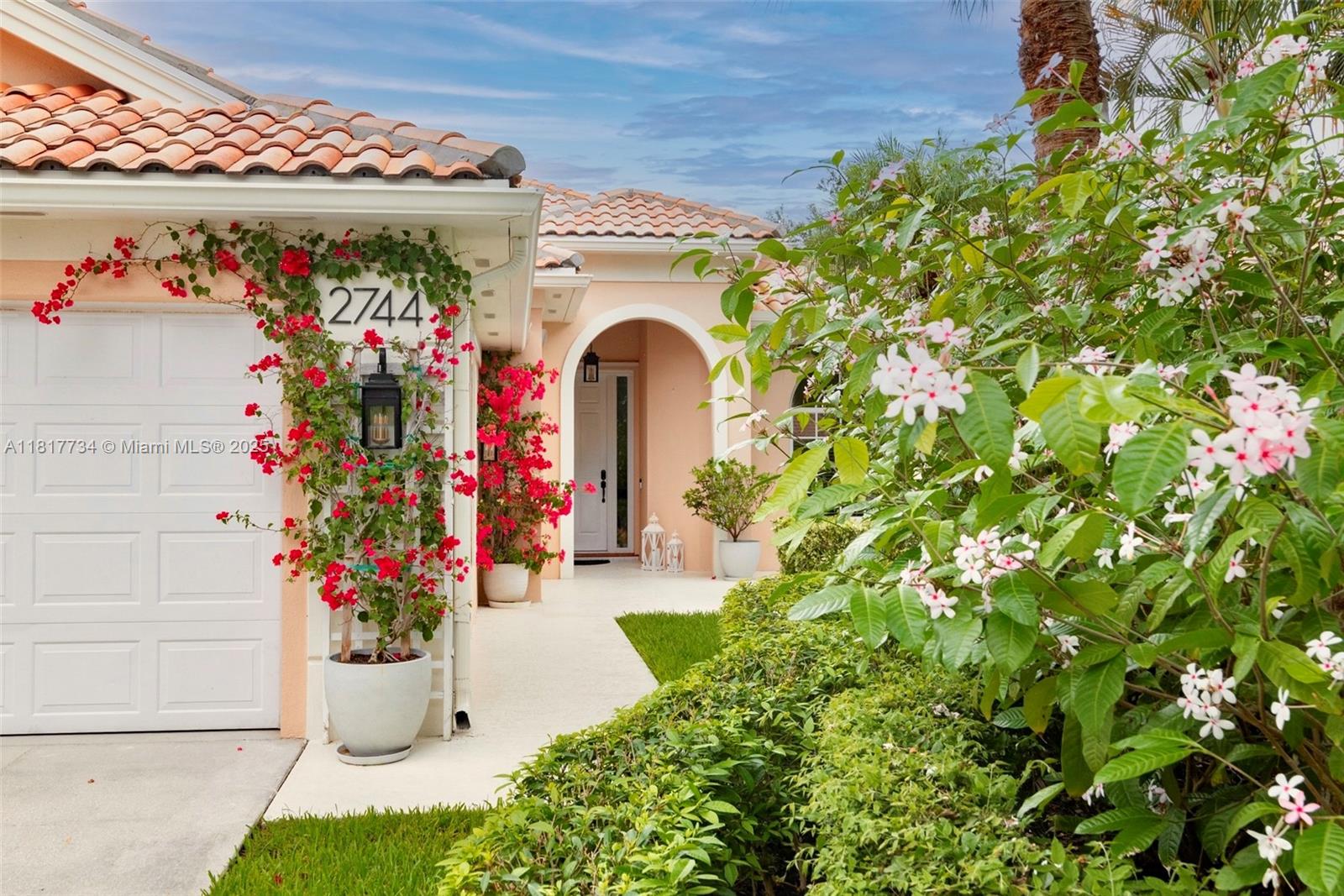 Homes for sale in West Palm Beach, FL | 2744 Muskegon Way, West Palm Beach, FL 33411 | MLS# A11817734