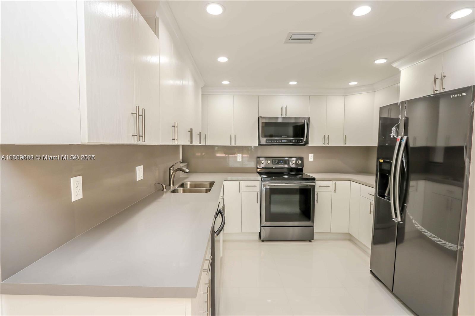 Homes for sale in Sunny Isles Beach, FL | (Undisclosed), Sunny Isles Beach, FL 33160 | MLS# A11809602