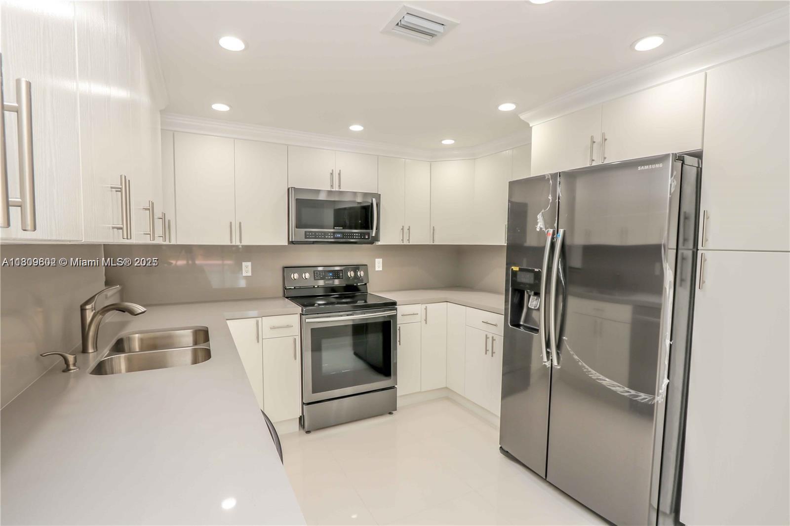 Homes for sale in Sunny Isles Beach, FL | (Undisclosed), Sunny Isles Beach, FL 33160 | MLS# A11809602