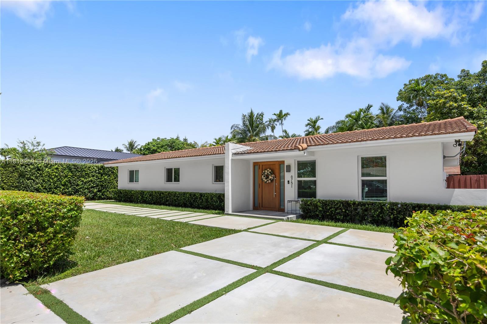 Homes for sale in Miami, FL | 6751 Sw 48Th St, Miami, FL 33155 | MLS# A11818259