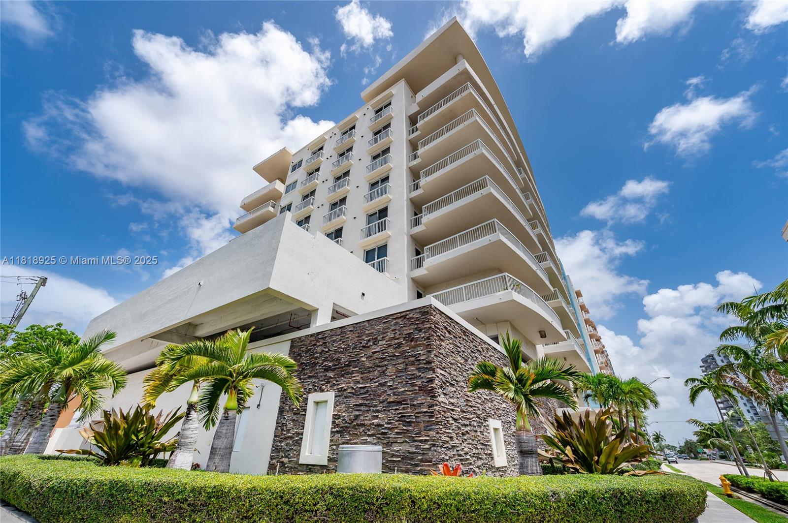 Homes for sale in Miami, FL | 2400 Sw 27Th Ave #402, Miami, FL 33145 | MLS# A11818925