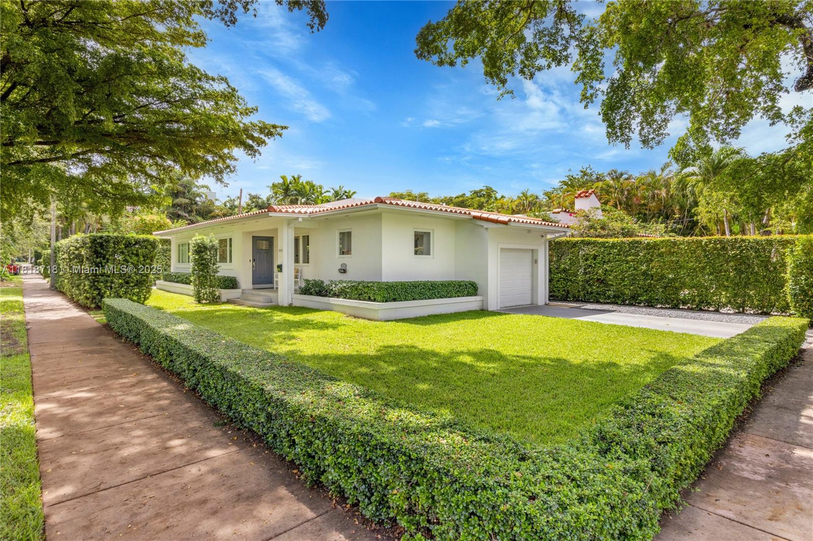 Homes for sale in Coral Gables, FL | 840 Algeria Ave, Coral Gables, FL 33134 | MLS# A11818718