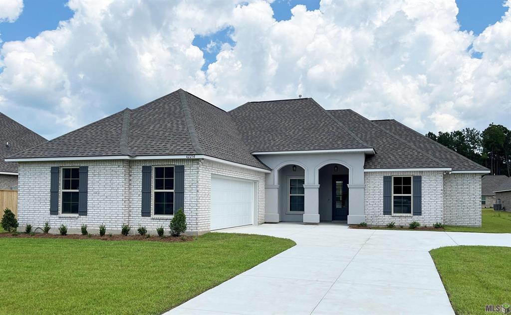 Homes for sale in Ponchatoula, LA | 42258 Blue Bay Dr, Ponchatoula, LA 70454 | MLS# NO2025010769