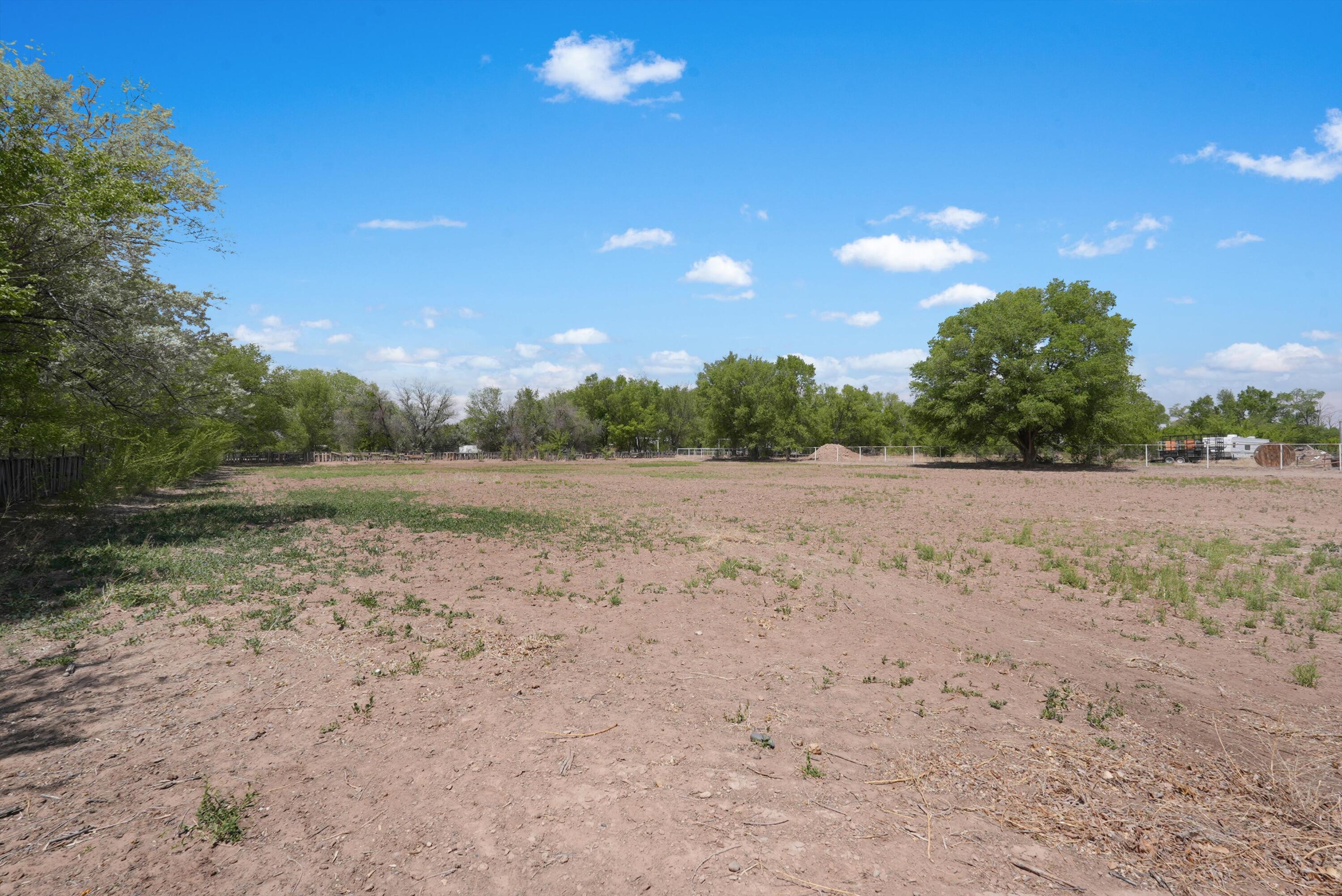 Homes for sale in Los Lunas, NM | 185 La Entrada Rd, Los Lunas, NM 87031 | MLS# 1085587