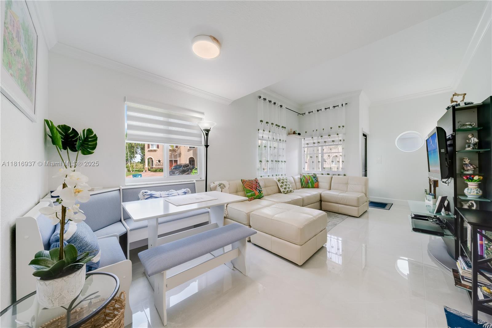 Homes for sale in Cutler Bay, FL | 8926 Sw 220Th St, Cutler Bay, FL 33190 | MLS# A11816937