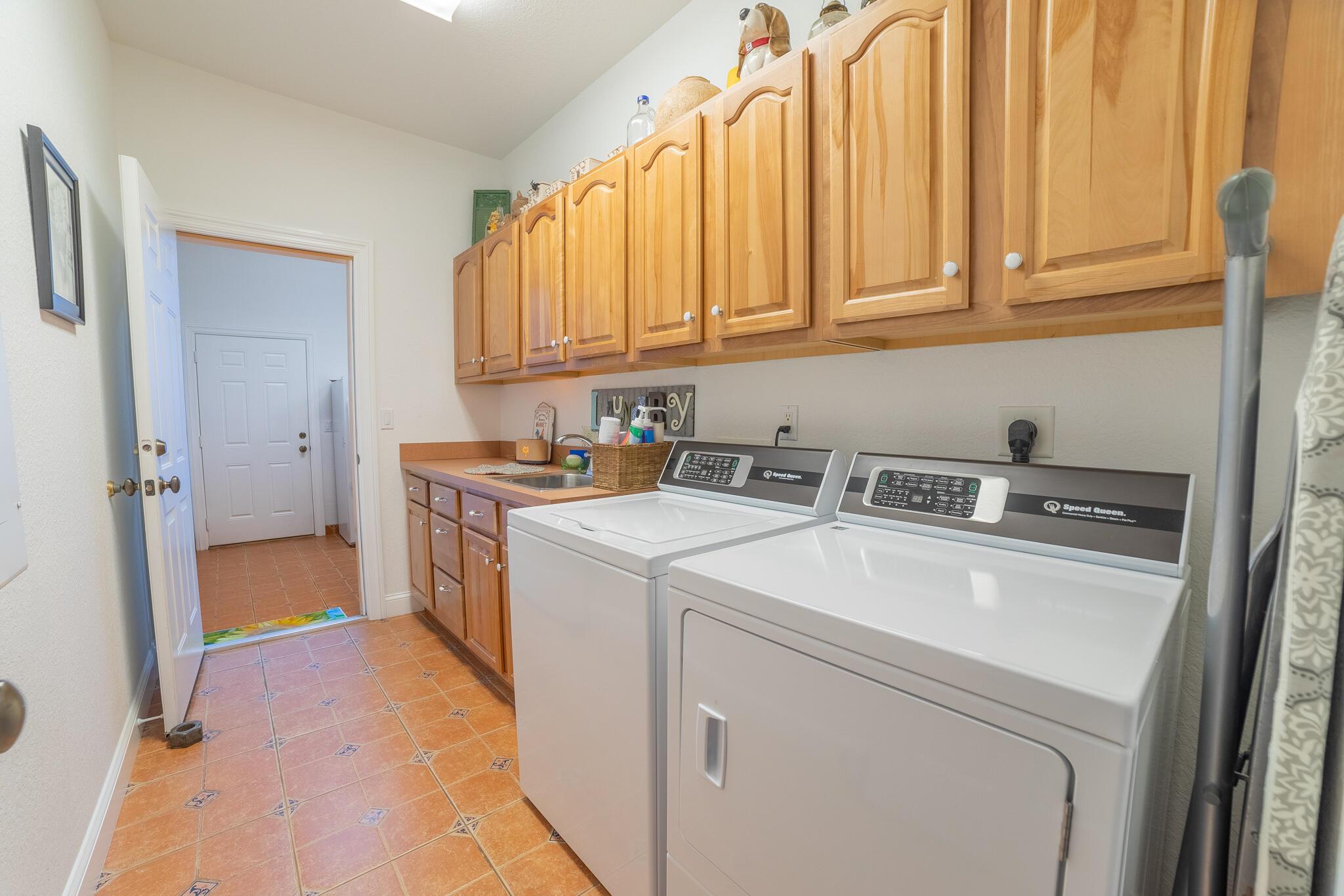 Homes for sale in Okeechobee, FL | 7611 Sw 21st Parkway, Okeechobee, FL 34974 | MLS# R11098037