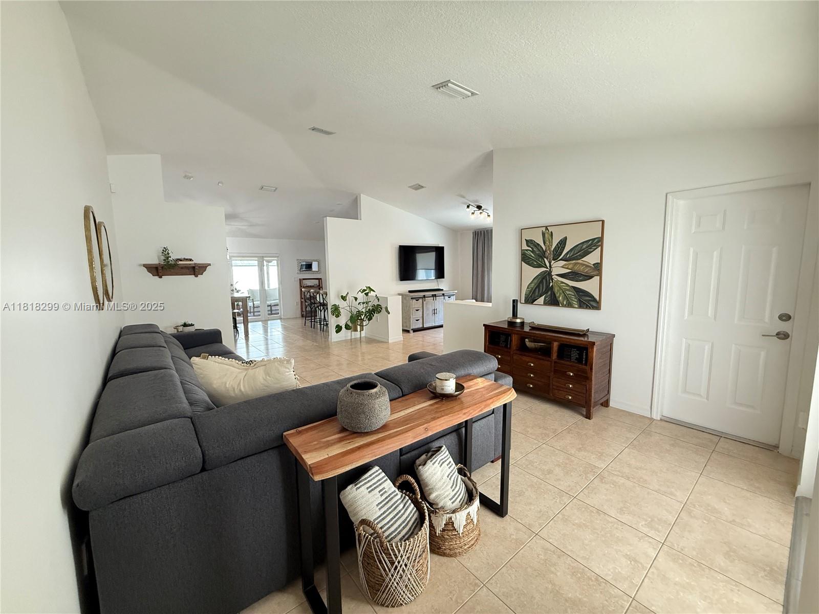 Homes for sale in Cutler Bay, FL | 21418 Sw 89Th Path, Cutler Bay, FL 33189 | MLS# A11818299