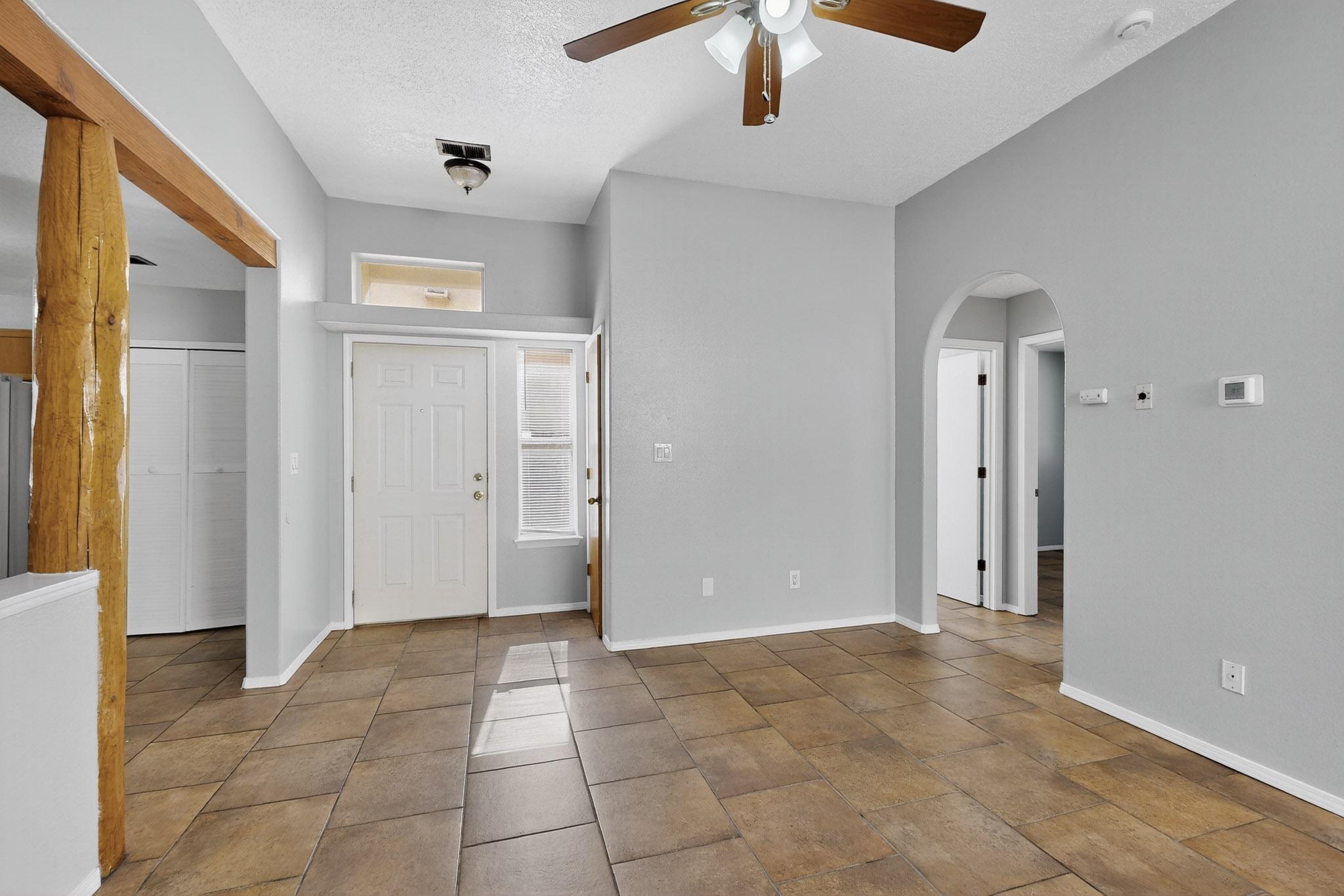 Homes for sale in Los Lunas, NM | 441 Colonial Ave Sw, Los Lunas, NM 87031 | MLS# 1085619