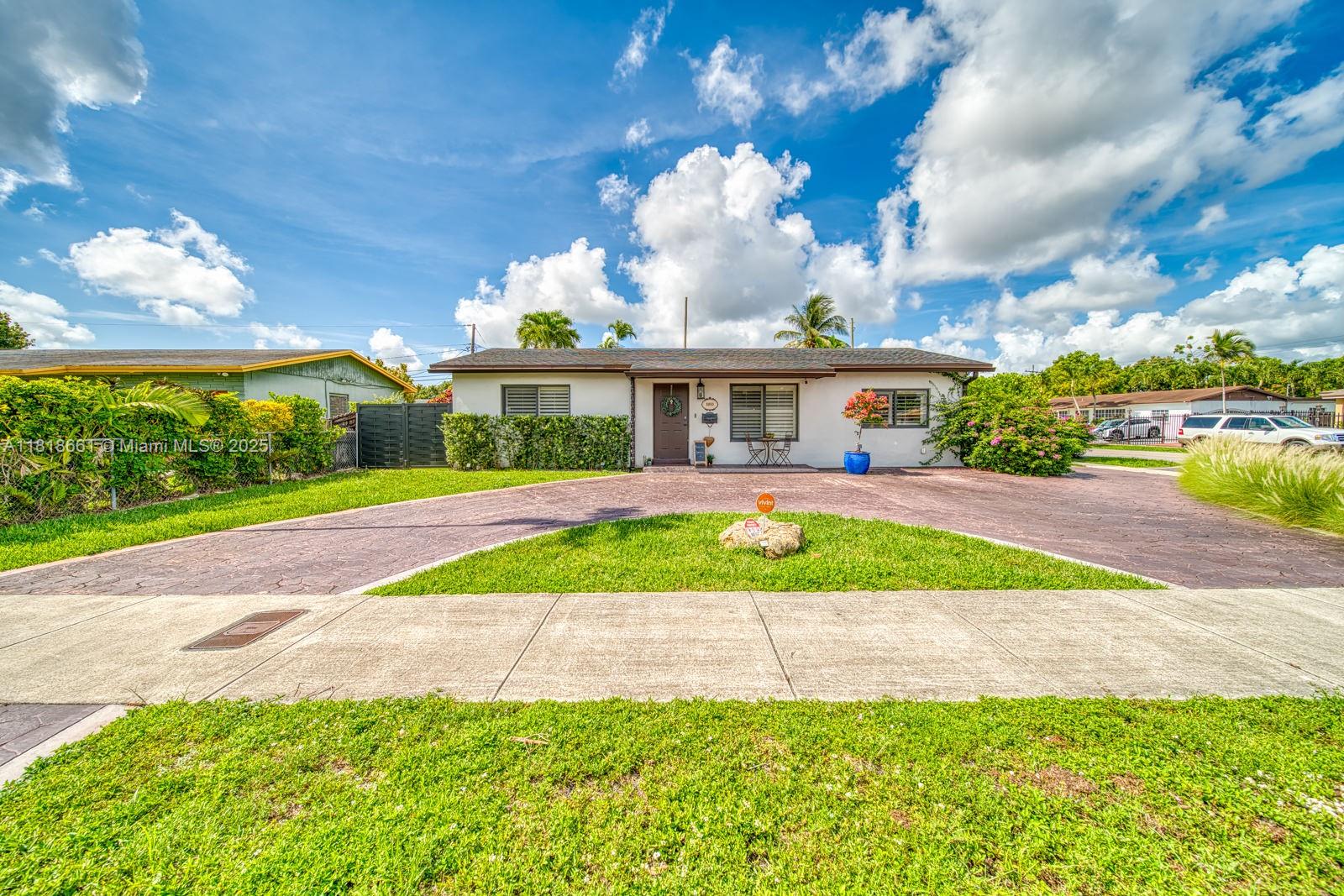 Homes for sale in Miami, FL | 10850 Sw 61St St, Miami, FL 33173 | MLS# A11818661