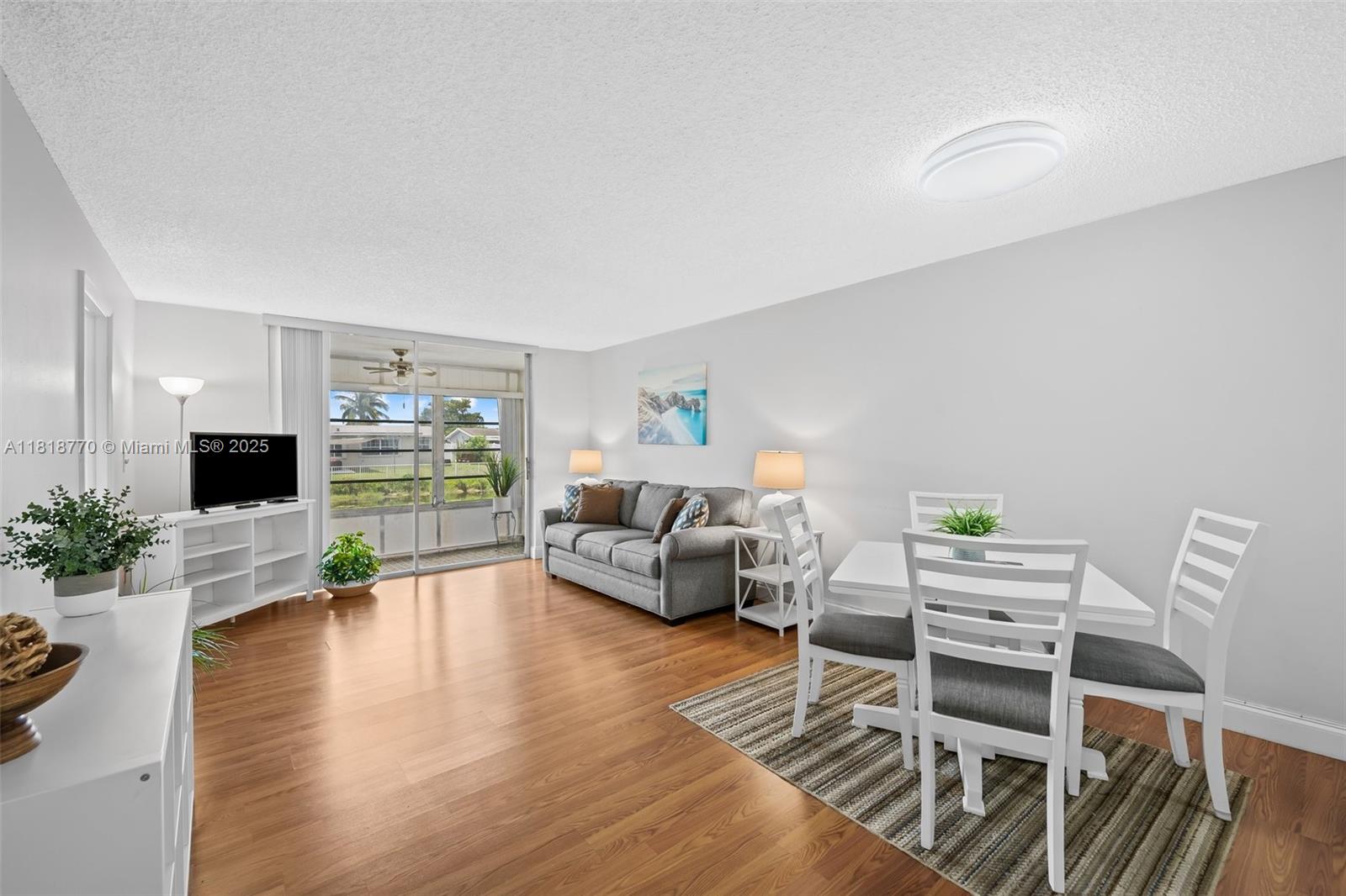 Homes for sale in Sunrise, FL | 8305 Sunrise Lakes Blvd #101, Sunrise, FL 33322 | MLS# A11818770