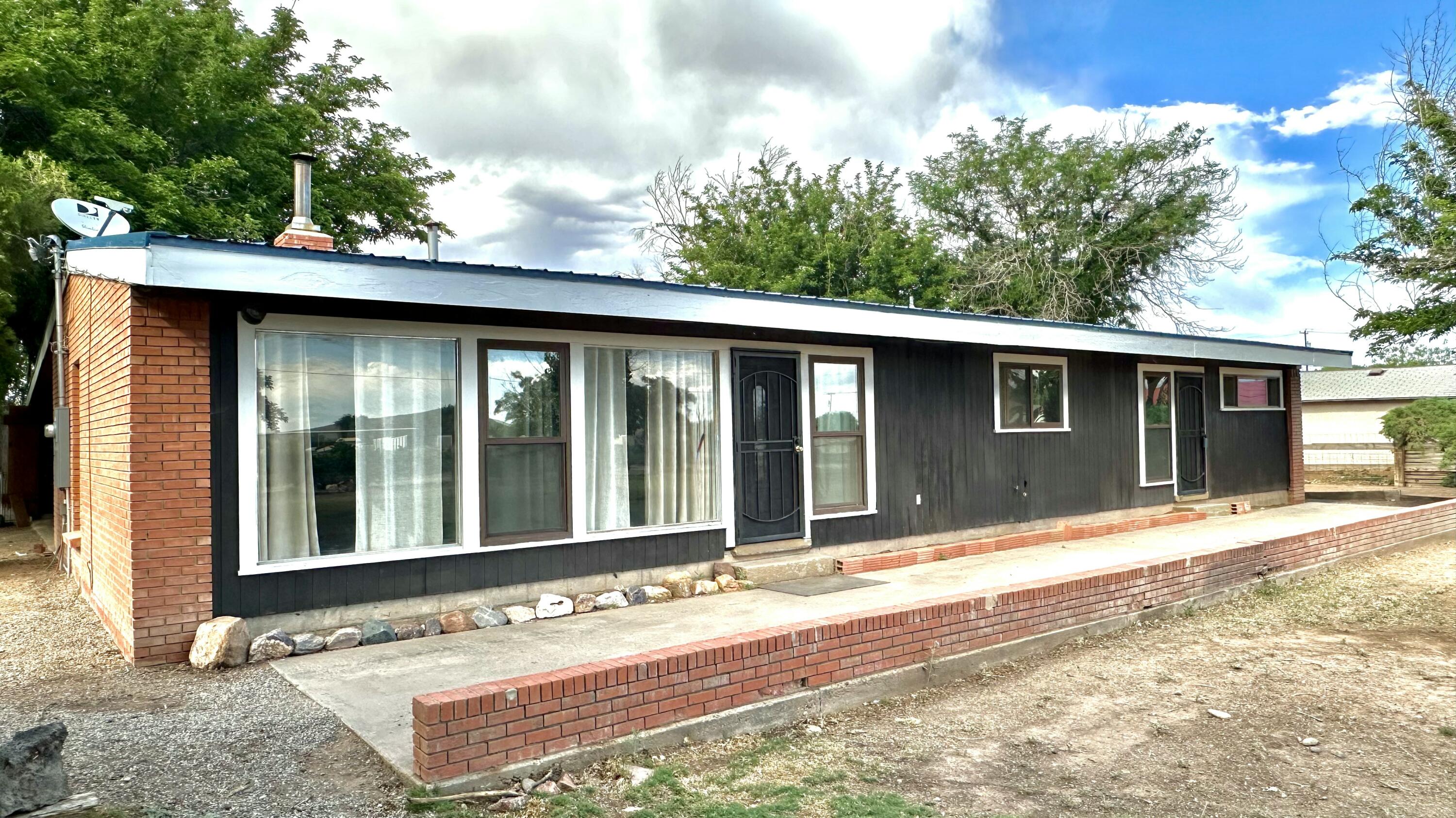 Homes for sale in Los Lunas, NM | 7 Wolfe Rd, Los Lunas, NM 87031 | MLS# 1085616