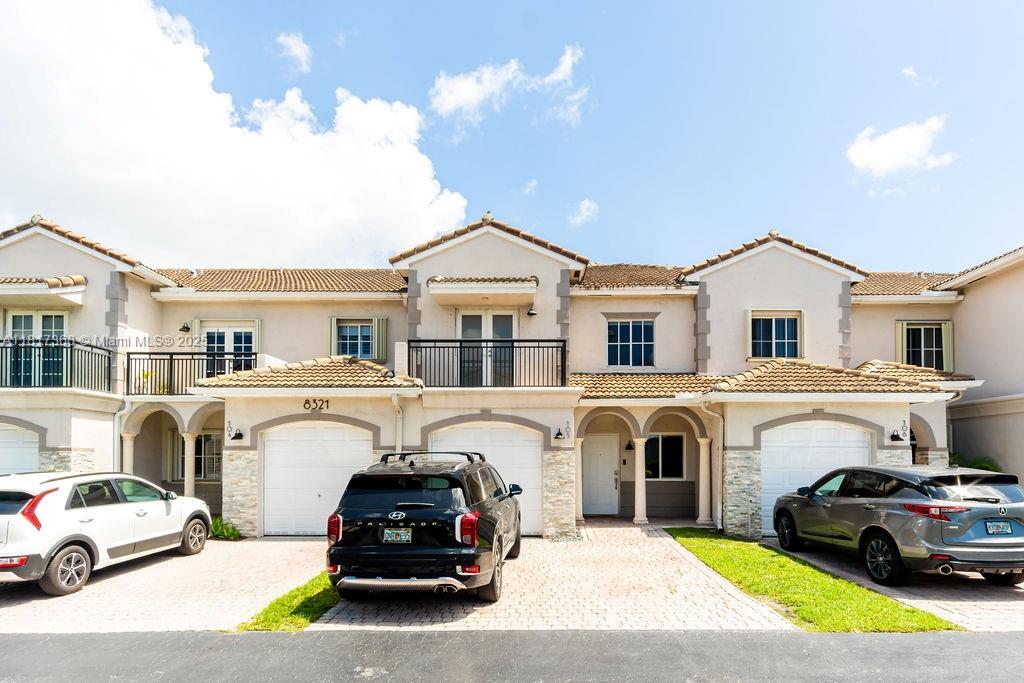 Kendall Village Townvilla