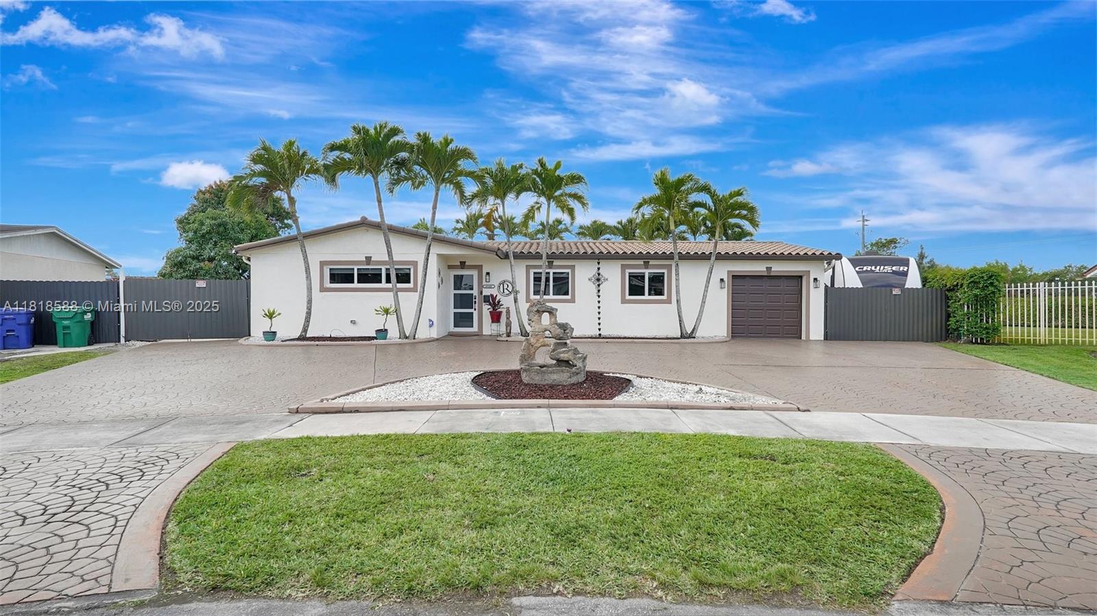 Casa à Venda em Hialeah, FL