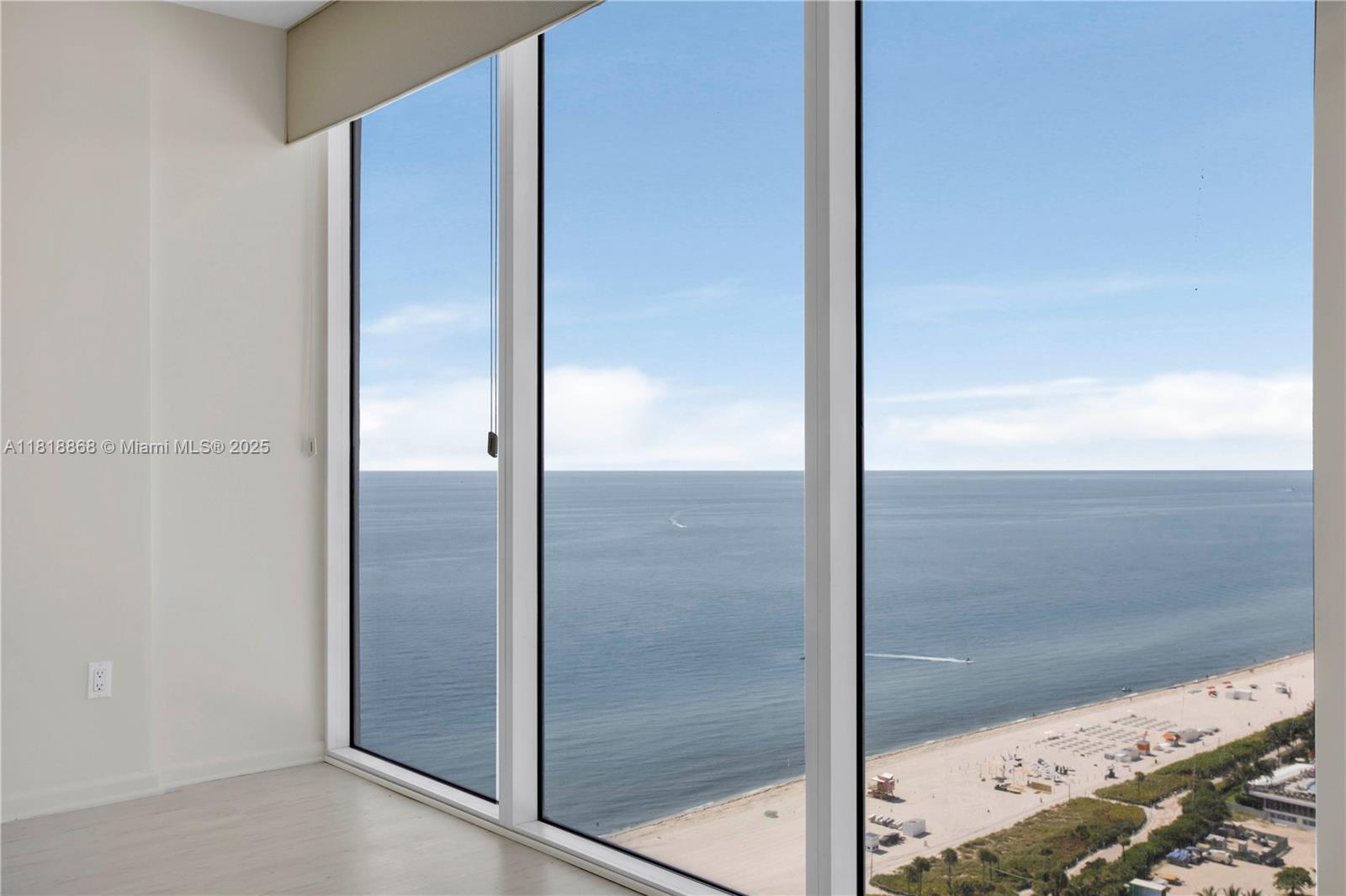 4775 Collins Ave #2805, Miami Beach FL 33140