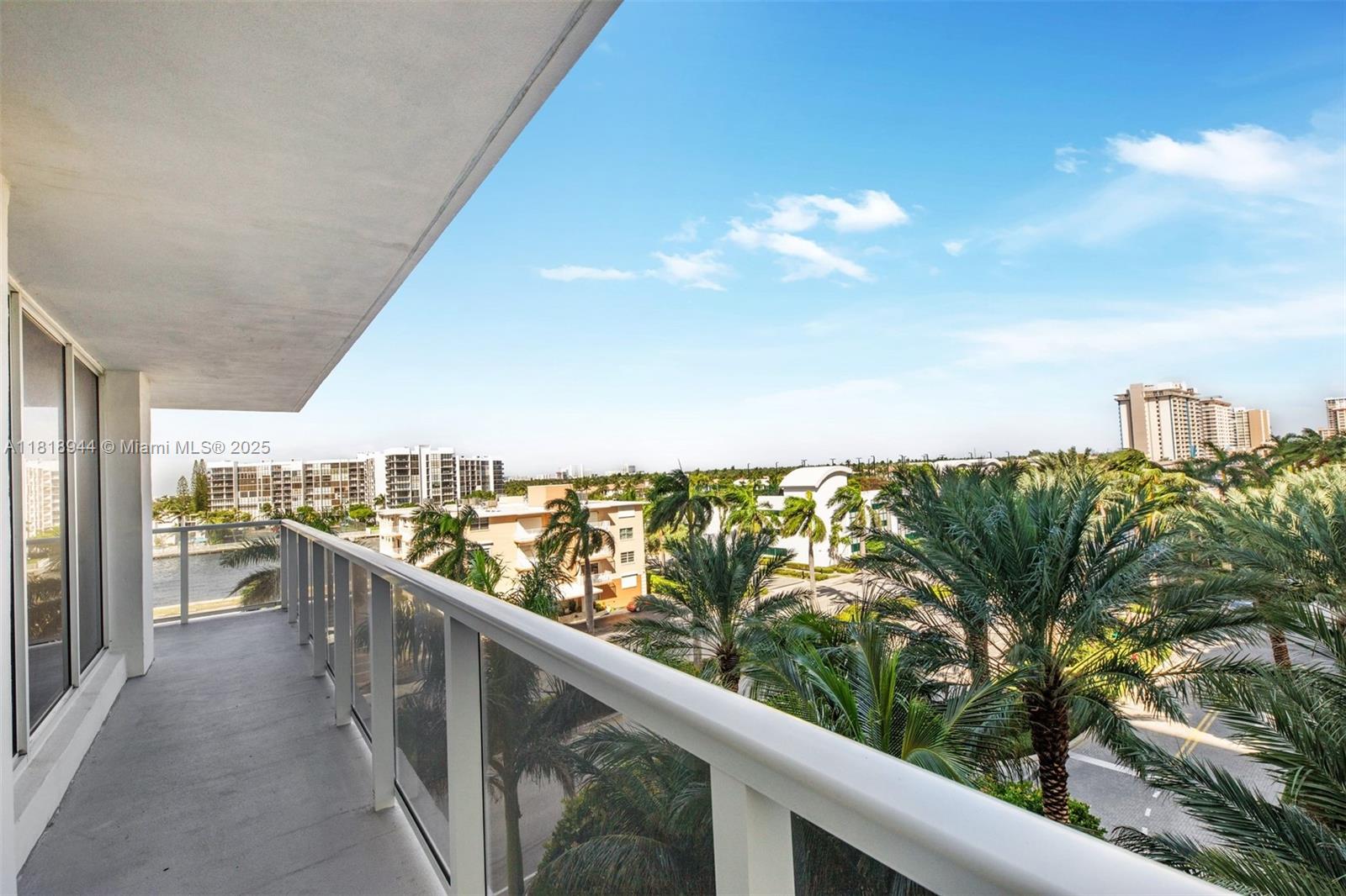 Aquarius Condo