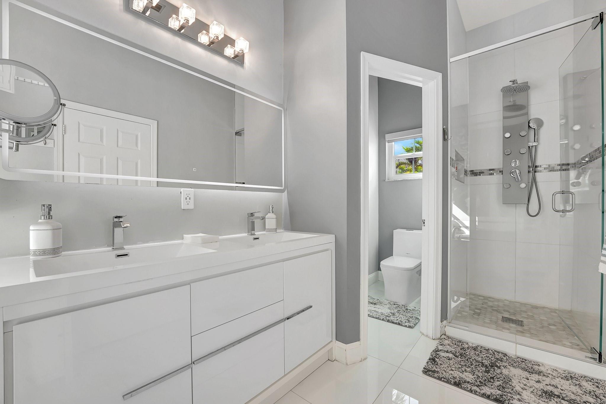 FULLY REMODELED MASTER BATH