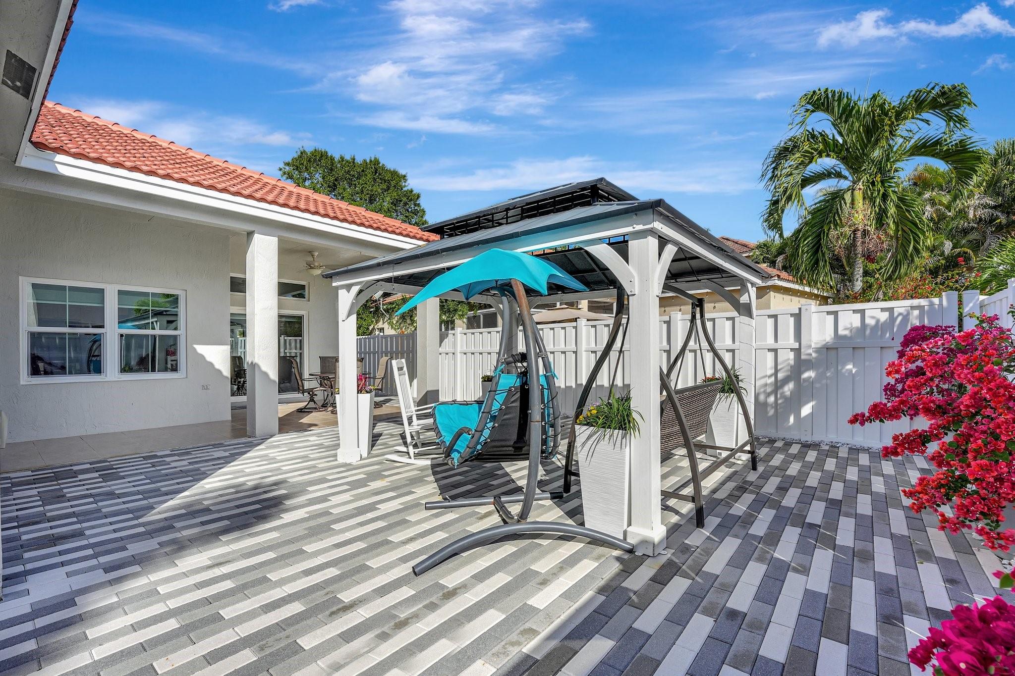 FULLY REMODELED PATIO