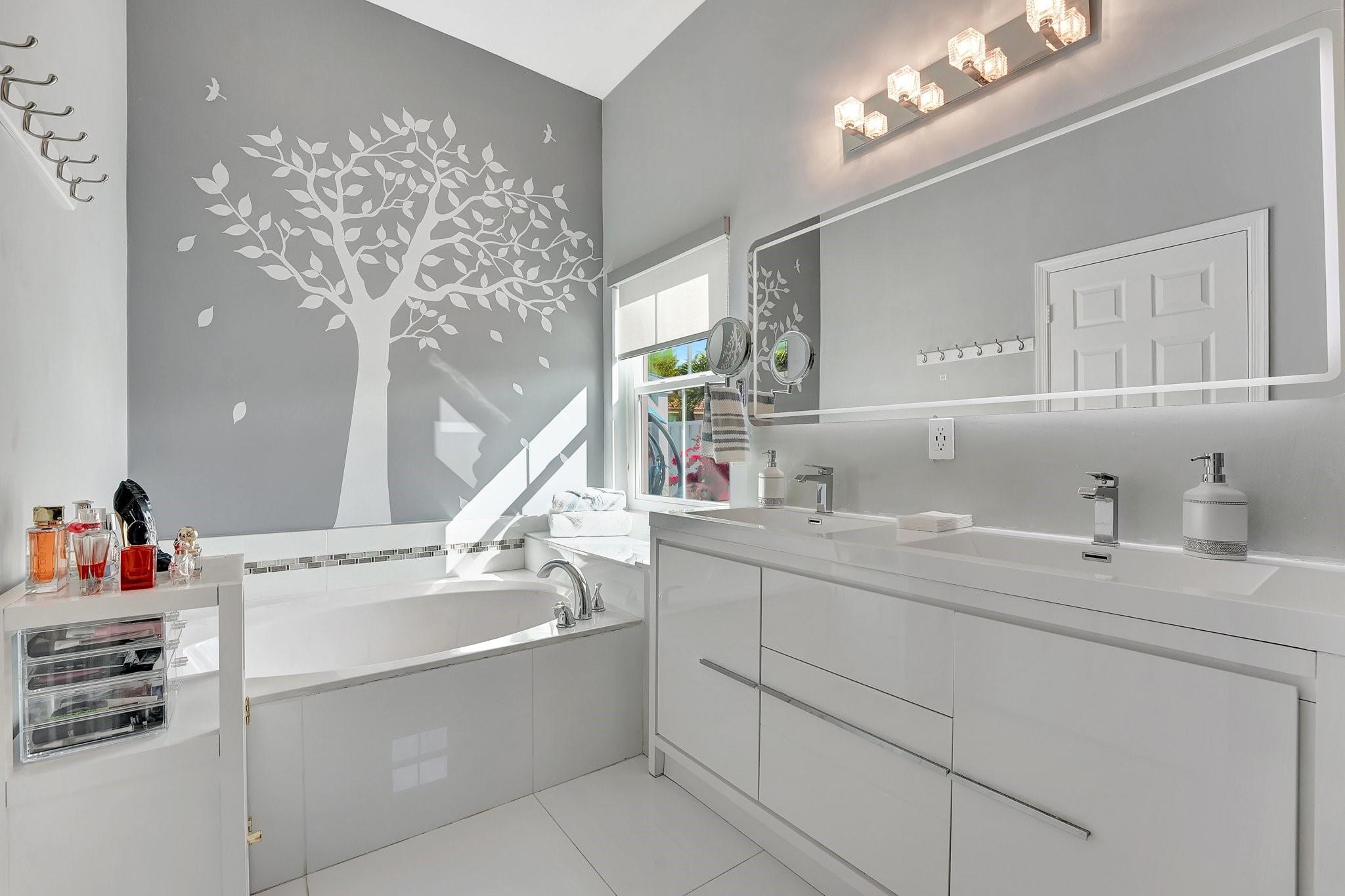 FULLY REMODELED MASTER BATH