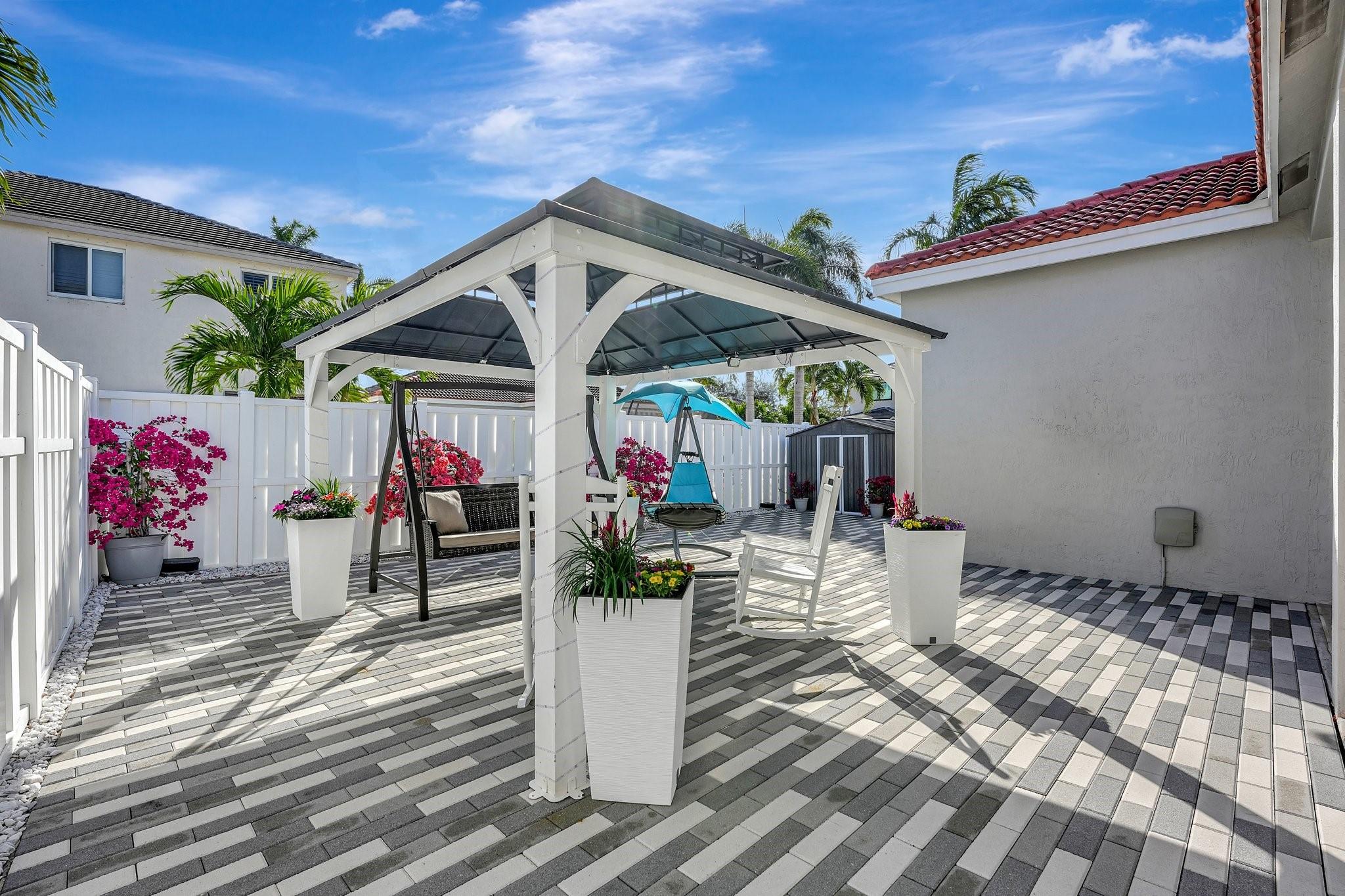 FULLY REMODELED PATIO