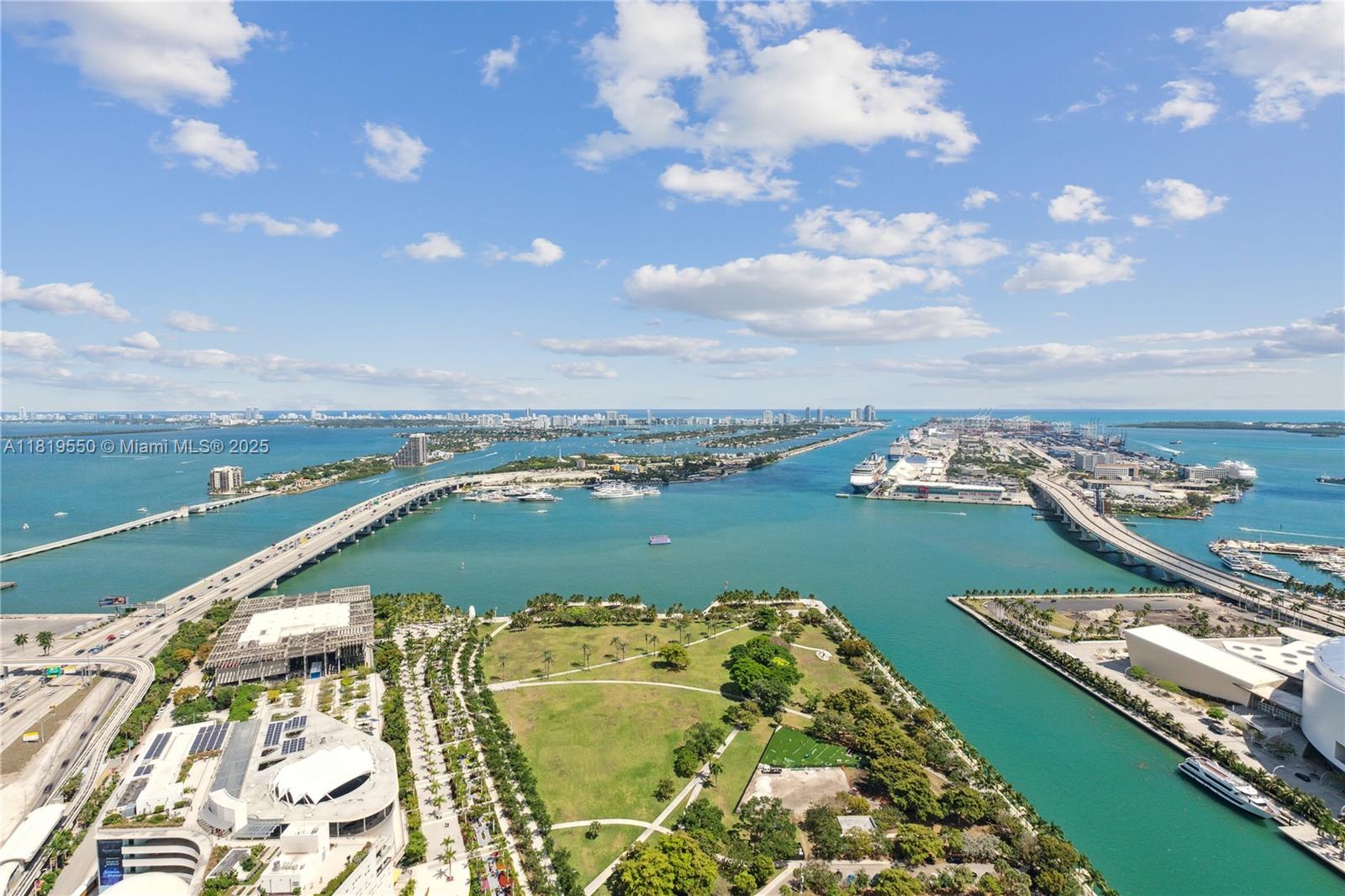 Condo for Sale in Miami, FL