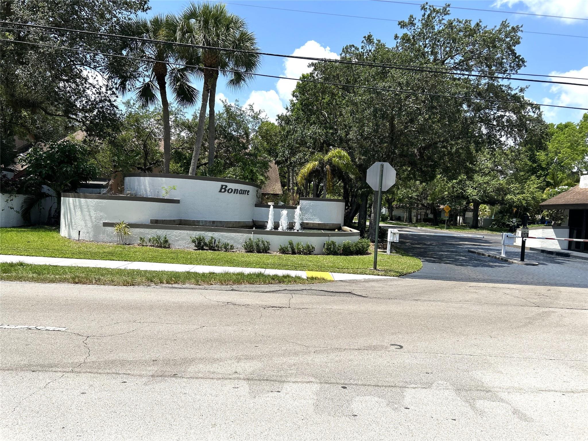 Homes for sale in Tamarac, FL | 7680 Nw 79th Ave #P1, Tamarac, FL 33321 | MLS# F10506698