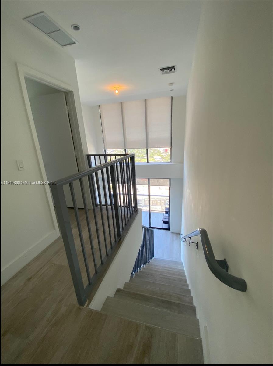 121 NE 34th St #PH3212, Miami FL 33137