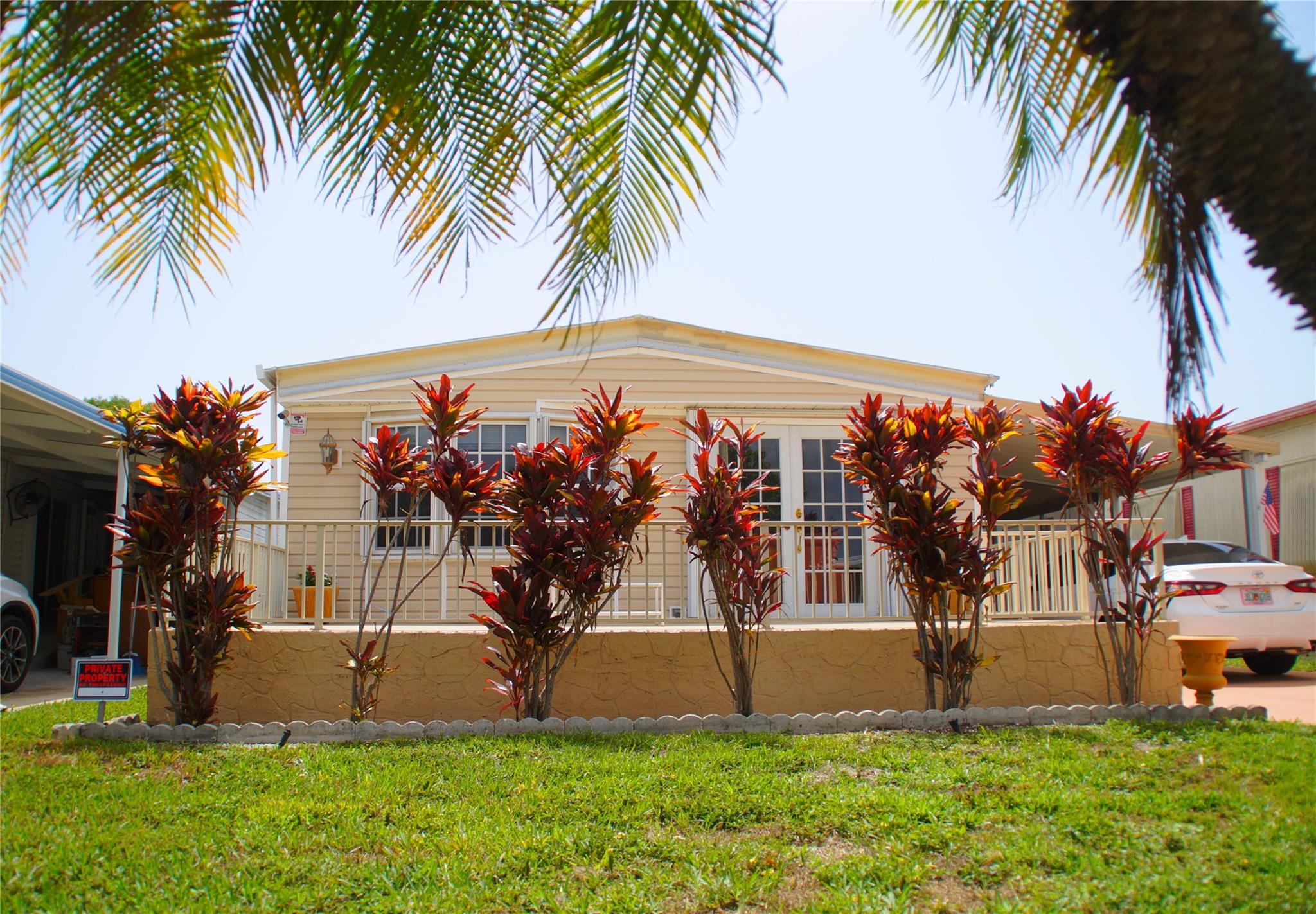 Homes for sale in Fort Lauderdale, FL | 5280 Sw 23rd Ave, Fort Lauderdale, FL 33312 | MLS# F10508252