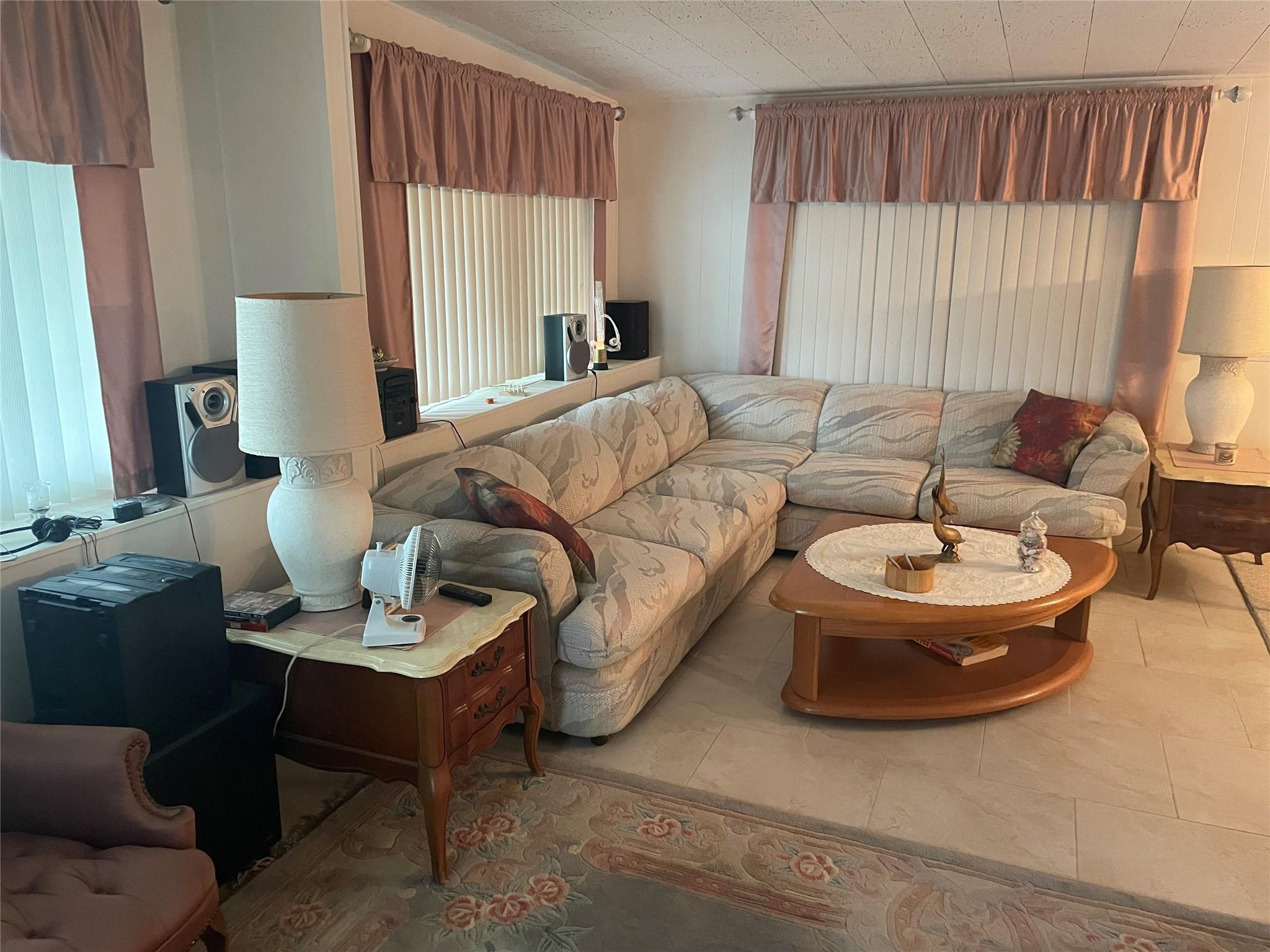 Homes for sale in Davie, FL | 1888 Sw 85Th Ave, Davie, FL 33324 | MLS# F10508557