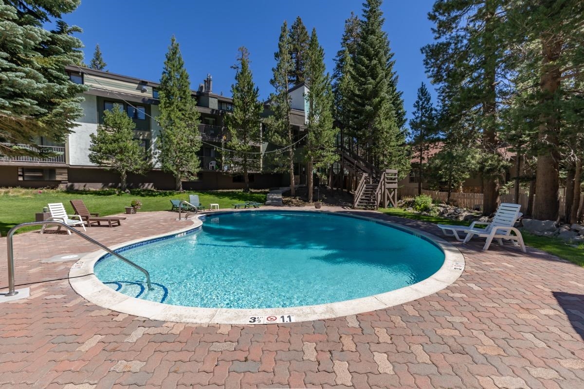 895 Canyon #66 Boulevard 66