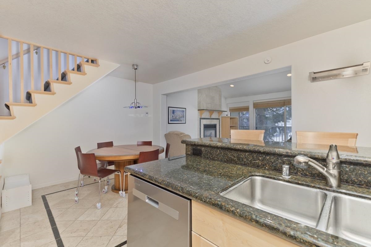 895 Canyon #66 Boulevard 66