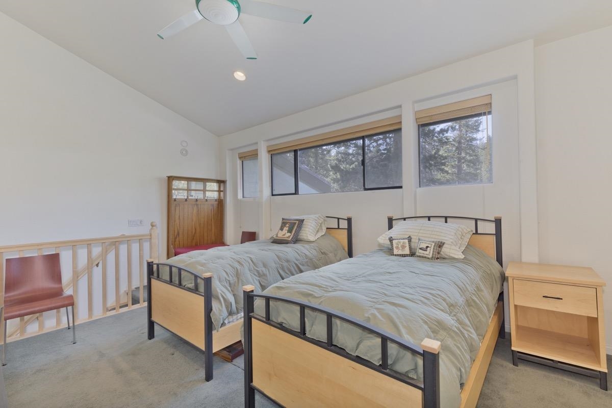 895 Canyon #66 Boulevard 66