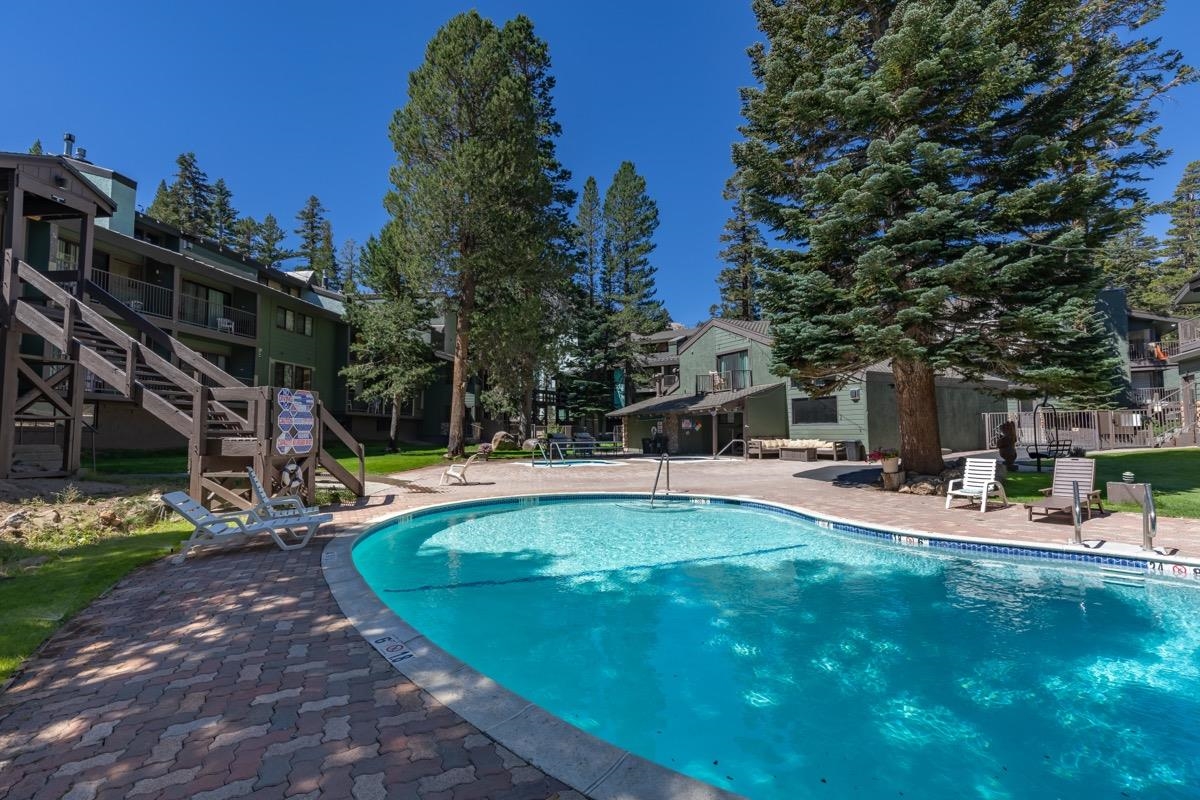 895 Canyon #66 Boulevard 66