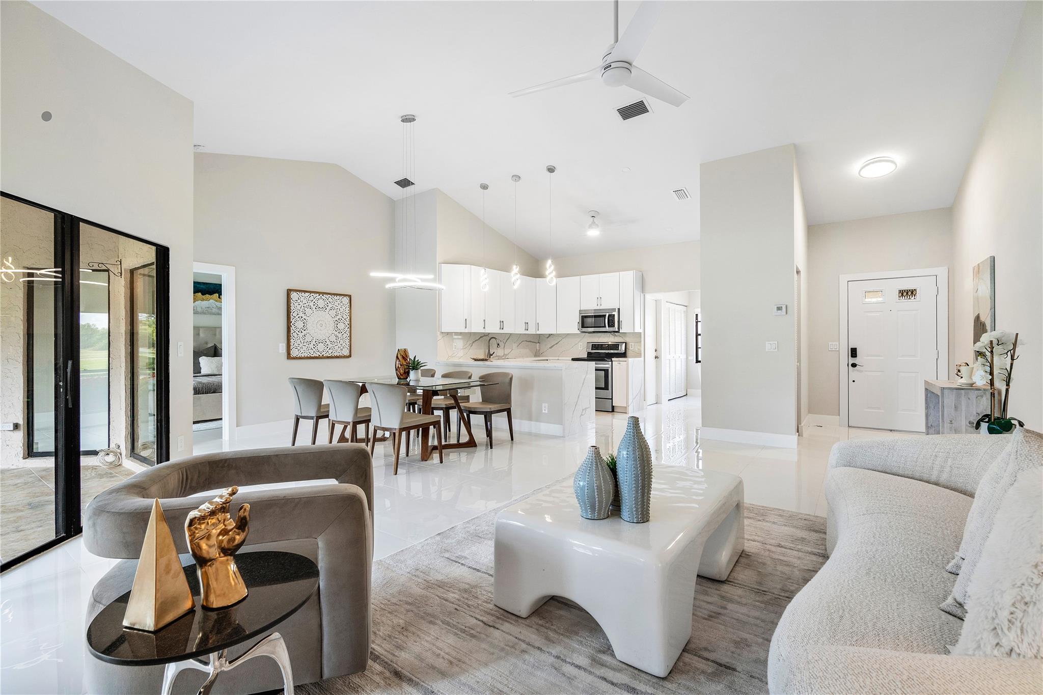 Homes for sale in Boynton Beach, FL | 5794 Parkwalk Cir, Boynton Beach, FL 33472 | MLS# F10507728