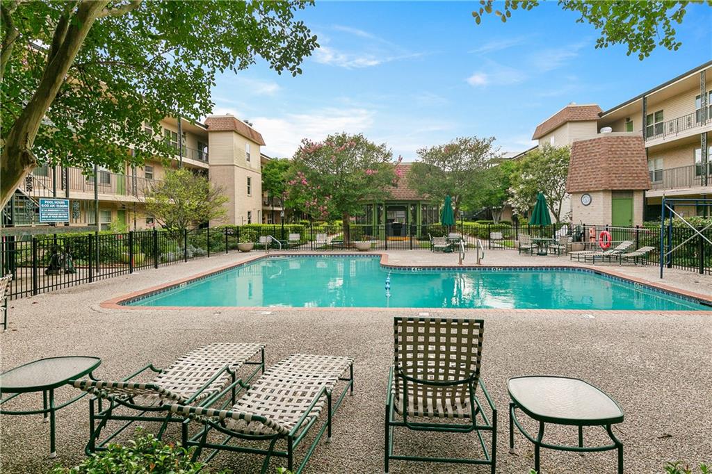 Homes for sale in Metairie, LA | 2700 Whitney Pl #826, Metairie, LA 70002 | MLS# 2506447