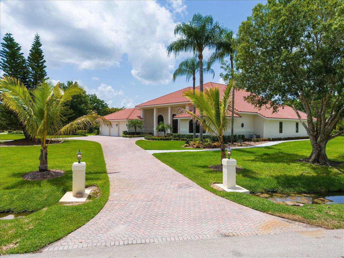 Homes for sale in Port St Lucie, FL | 7916 Saddlebrook Dr, Port St Lucie, FL 34986 | MLS# R11098693