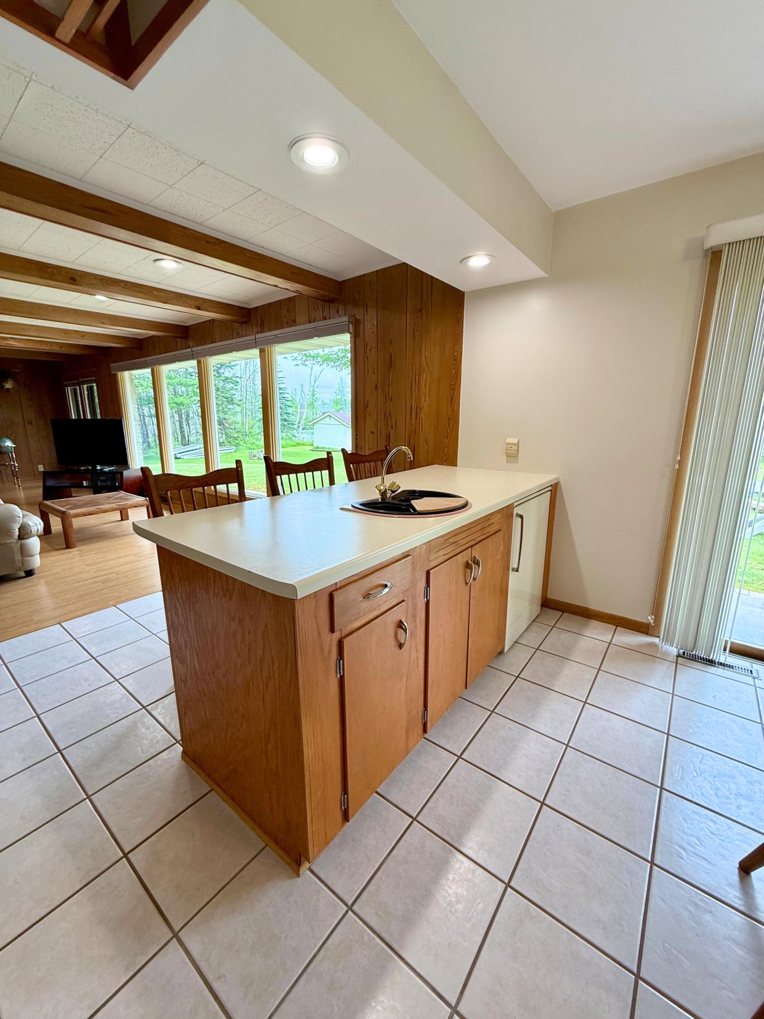 Arbutus Lake (C) Property 646 Birch Ln Photo 32